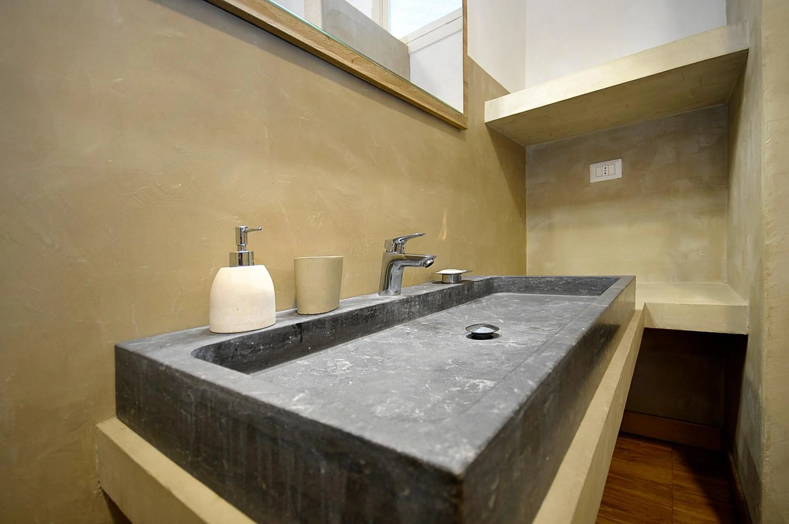 Shower in Villa Battista srl