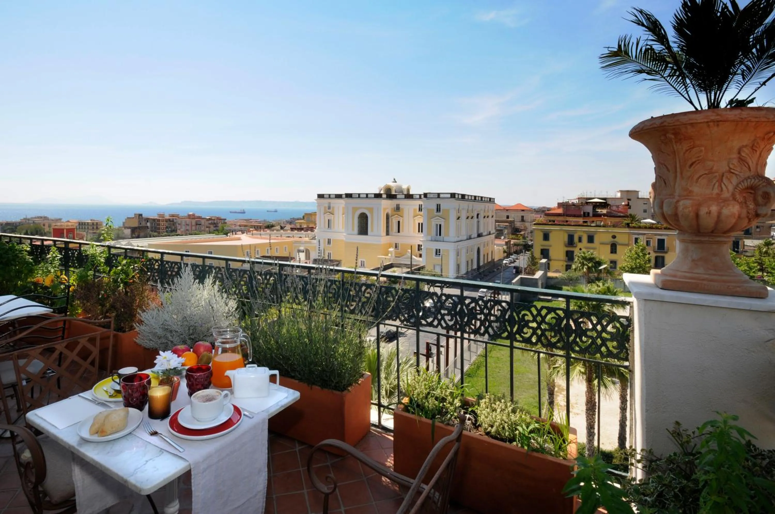 Buffet breakfast in Villa Battista srl