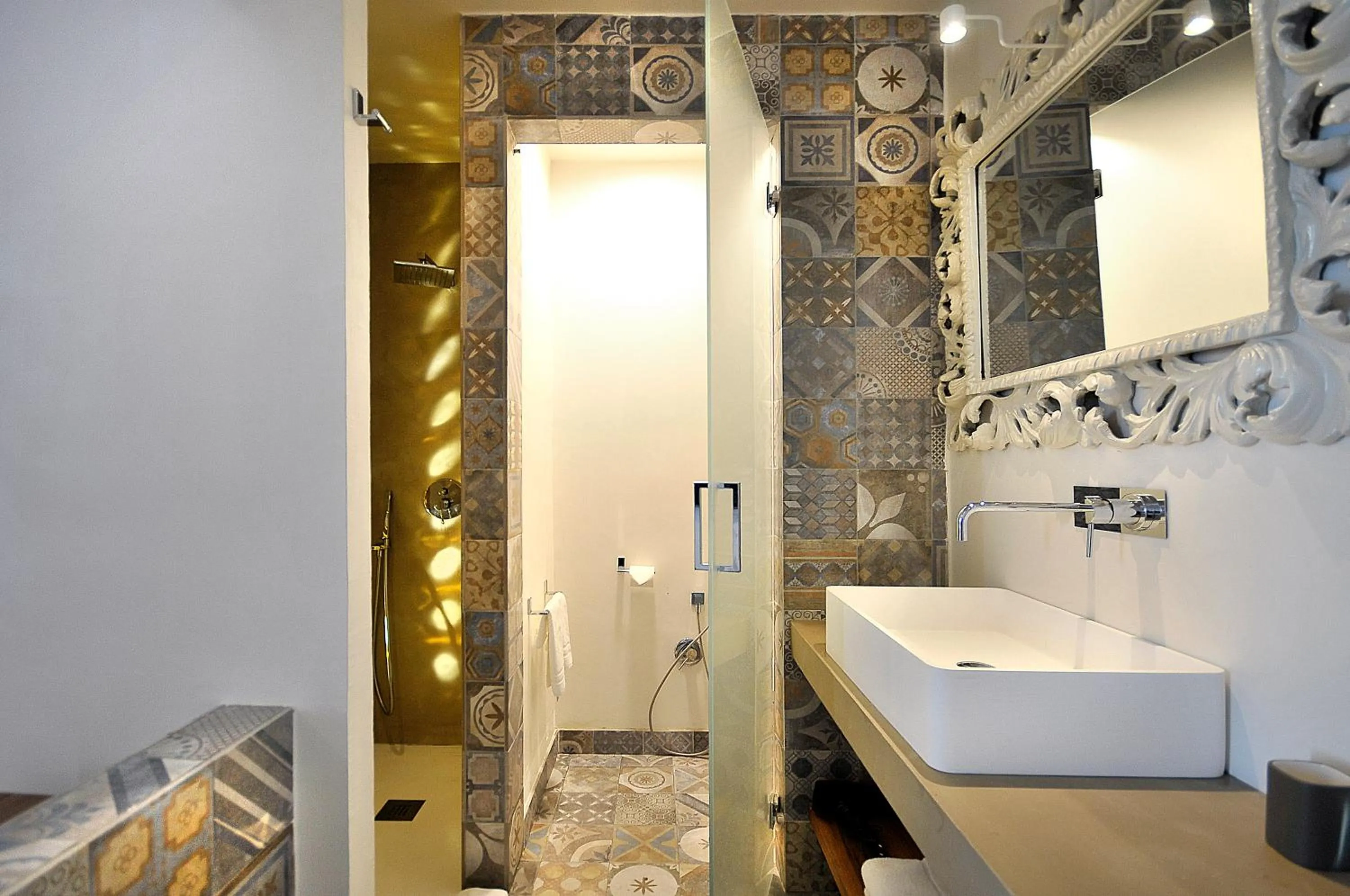 Shower in Villa Battista srl
