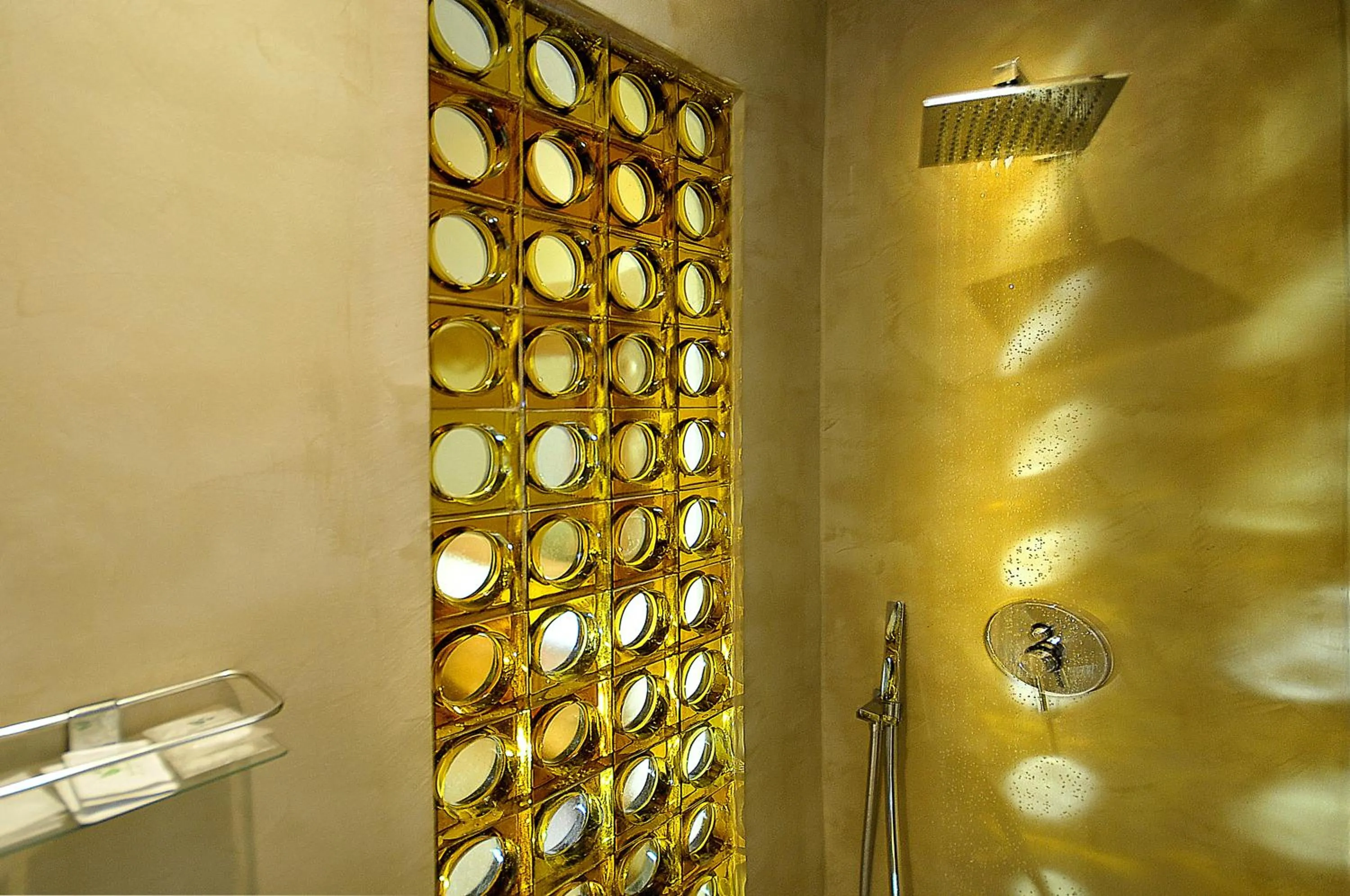 Shower in Villa Battista srl