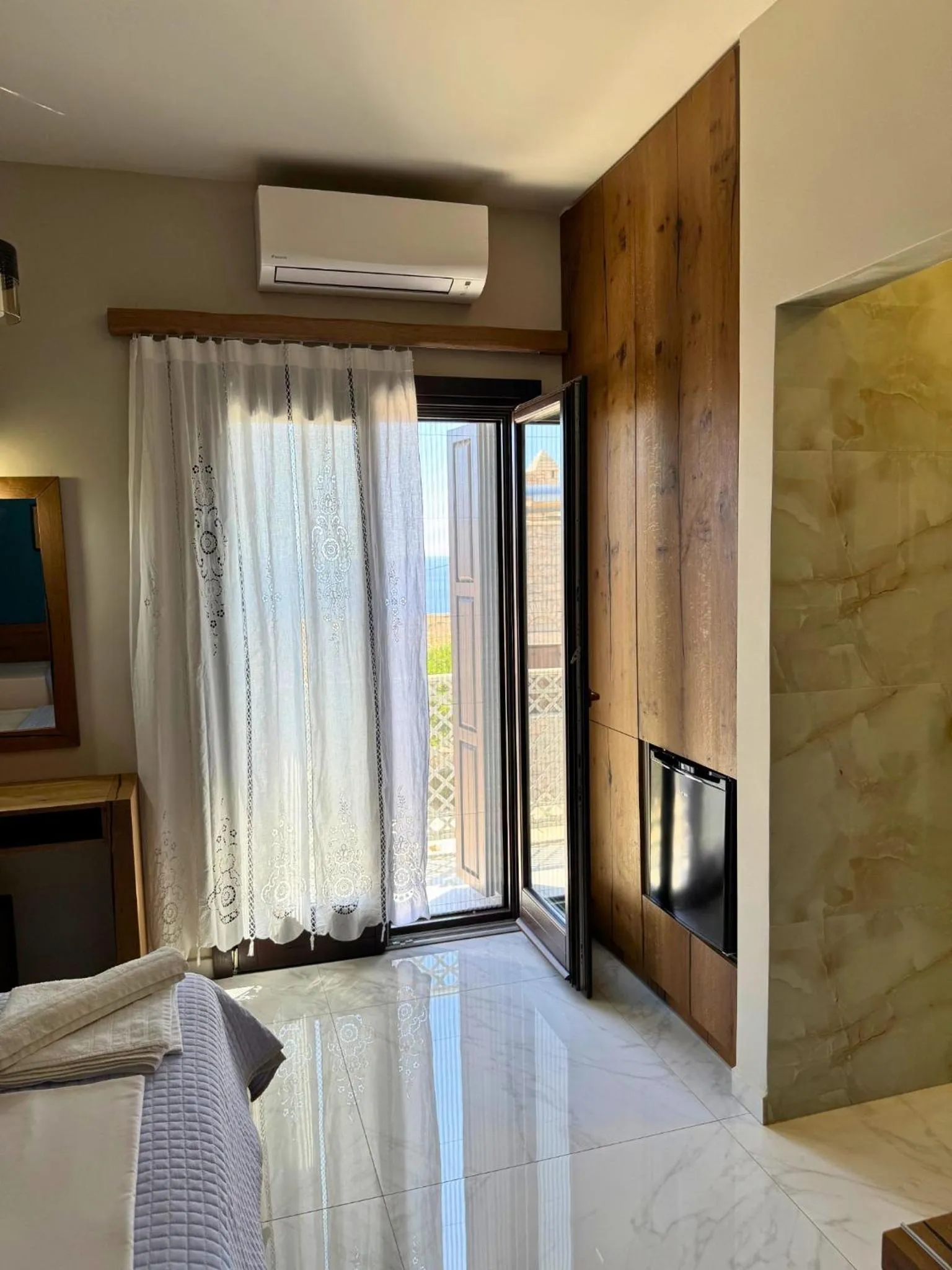 Bed in Armenopetra View Gerolimenas