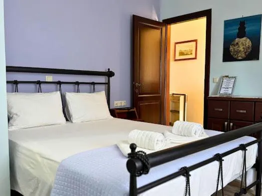 Bed in Armenopetra View Gerolimenas