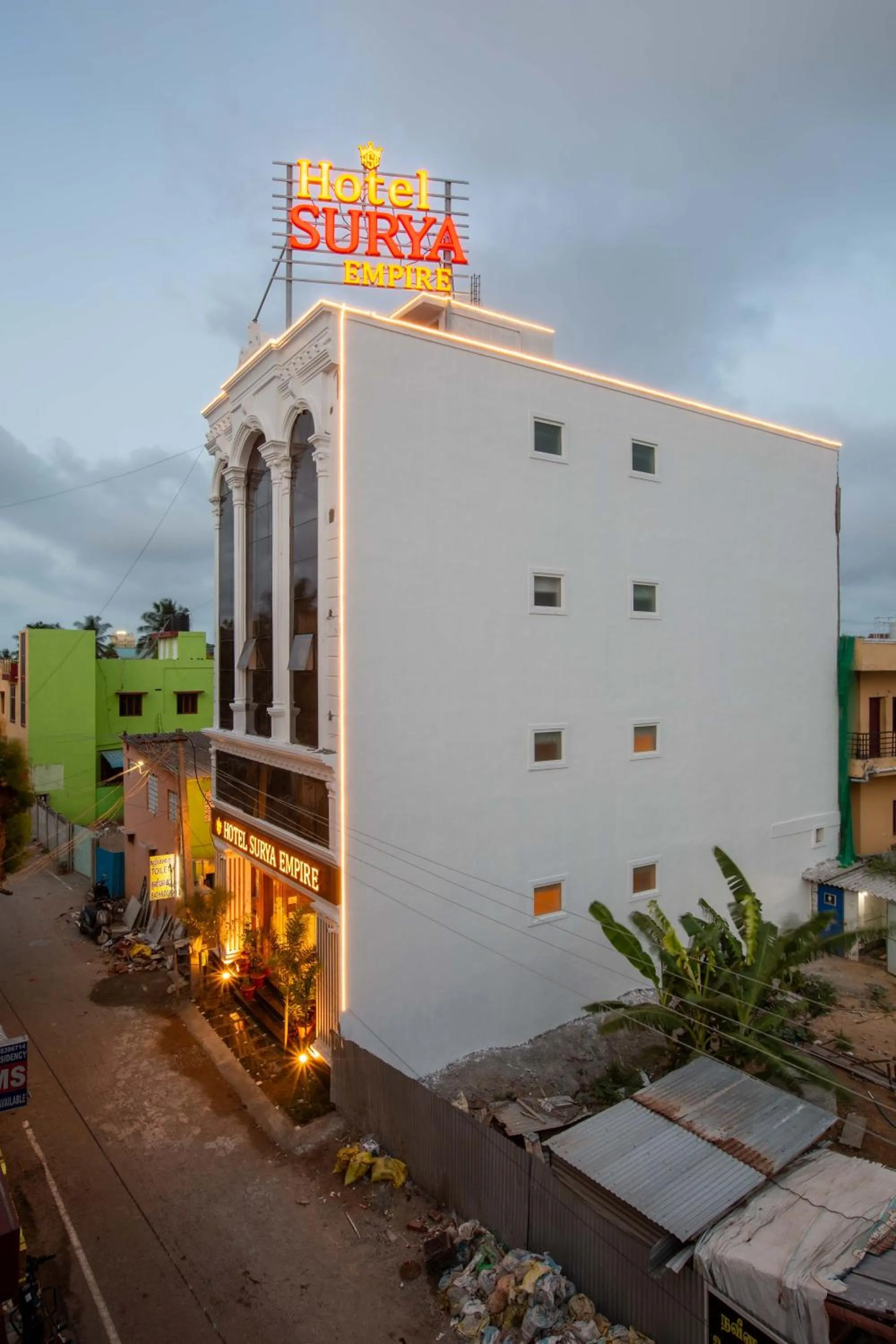 Hotel Surya Empire
