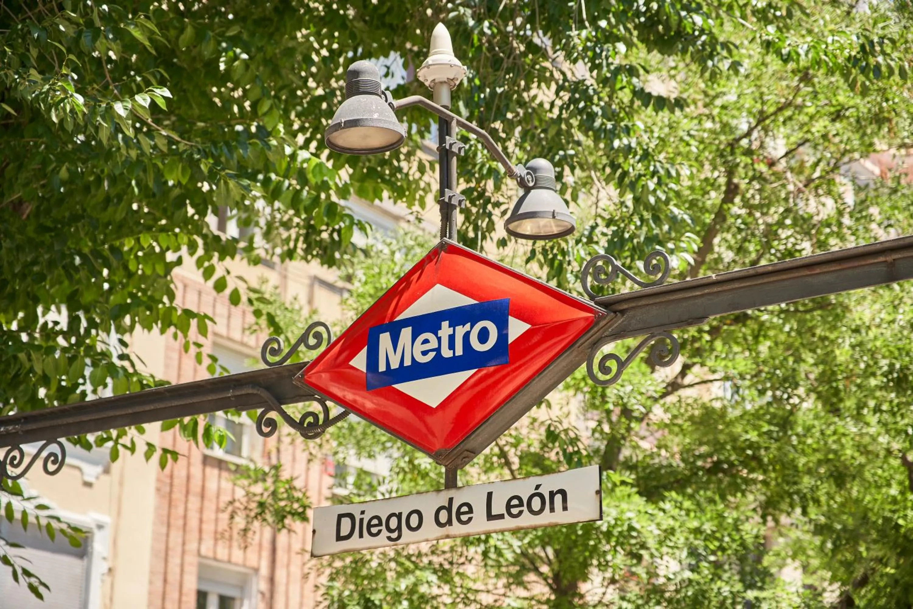 Street view in Apartamentos Juan Bravo