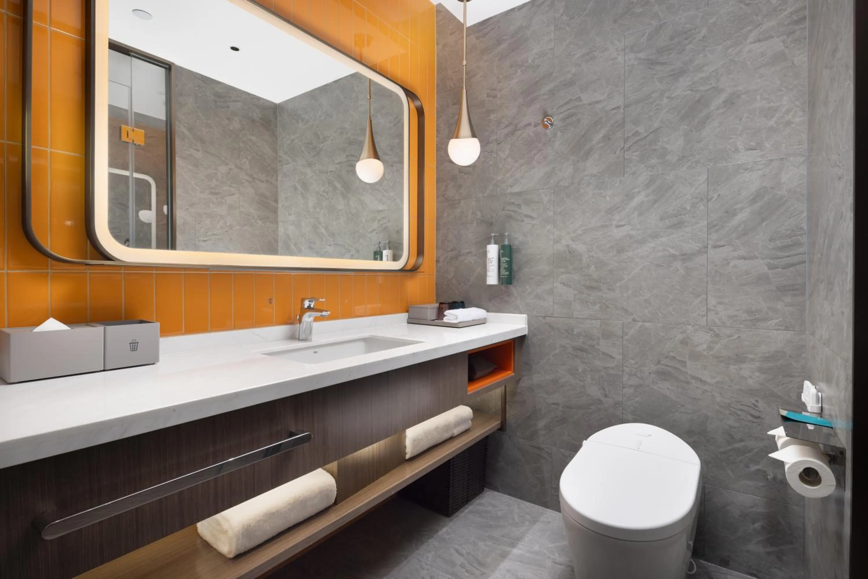 Home2 Suite by Hilton Dongguan Shipai