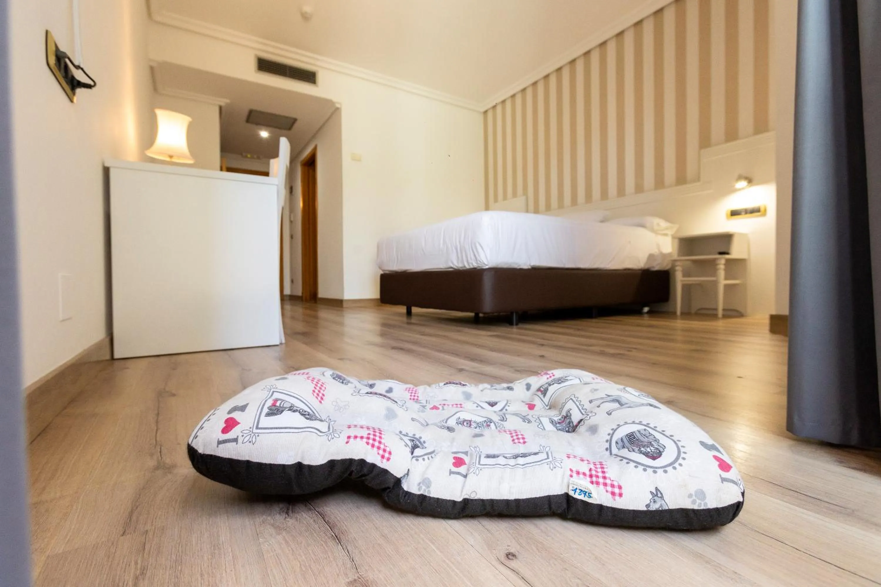 Pets, Bed in Hotel Alfonso I