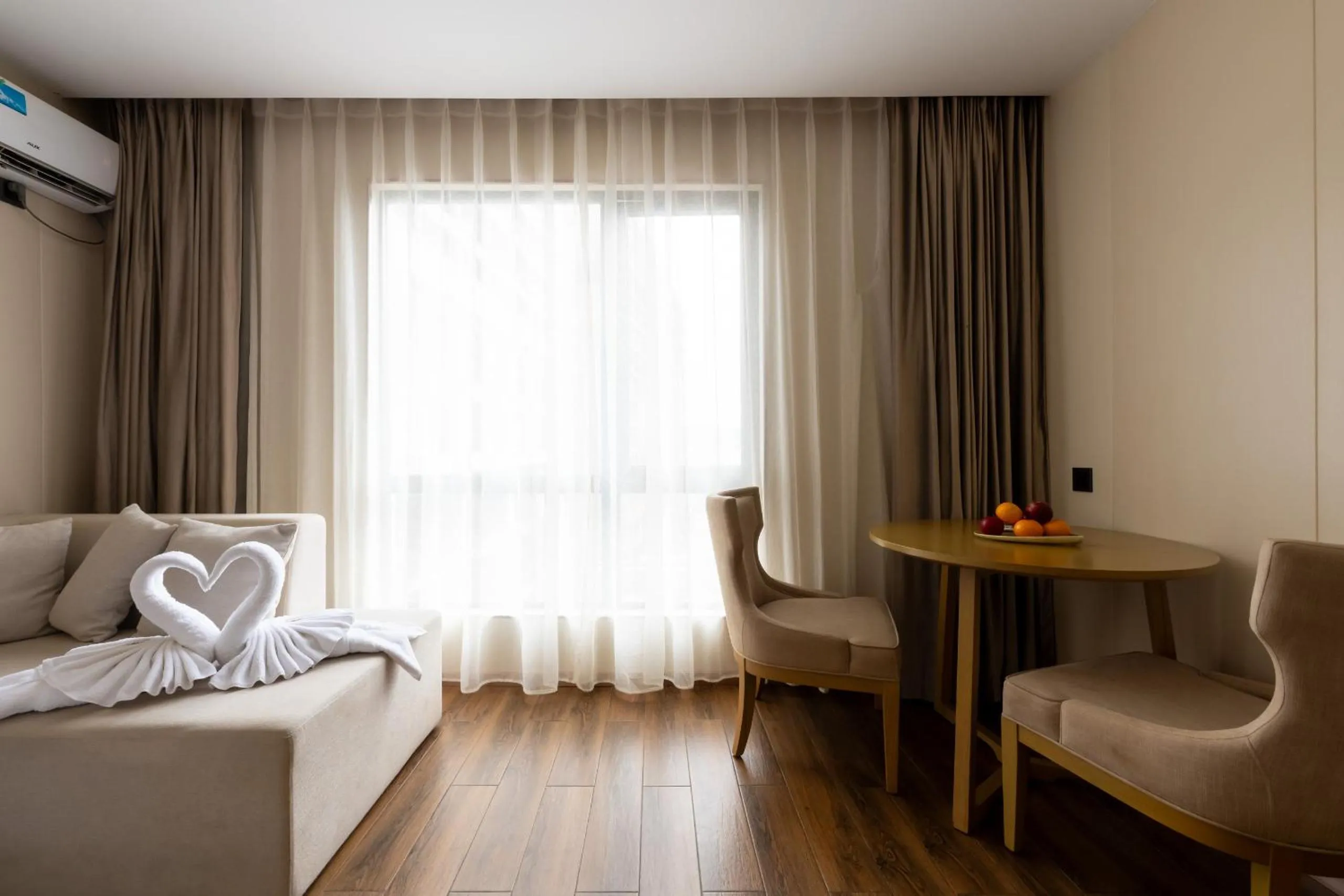 Bedroom, Bed in Bole Jing Pin Hotel