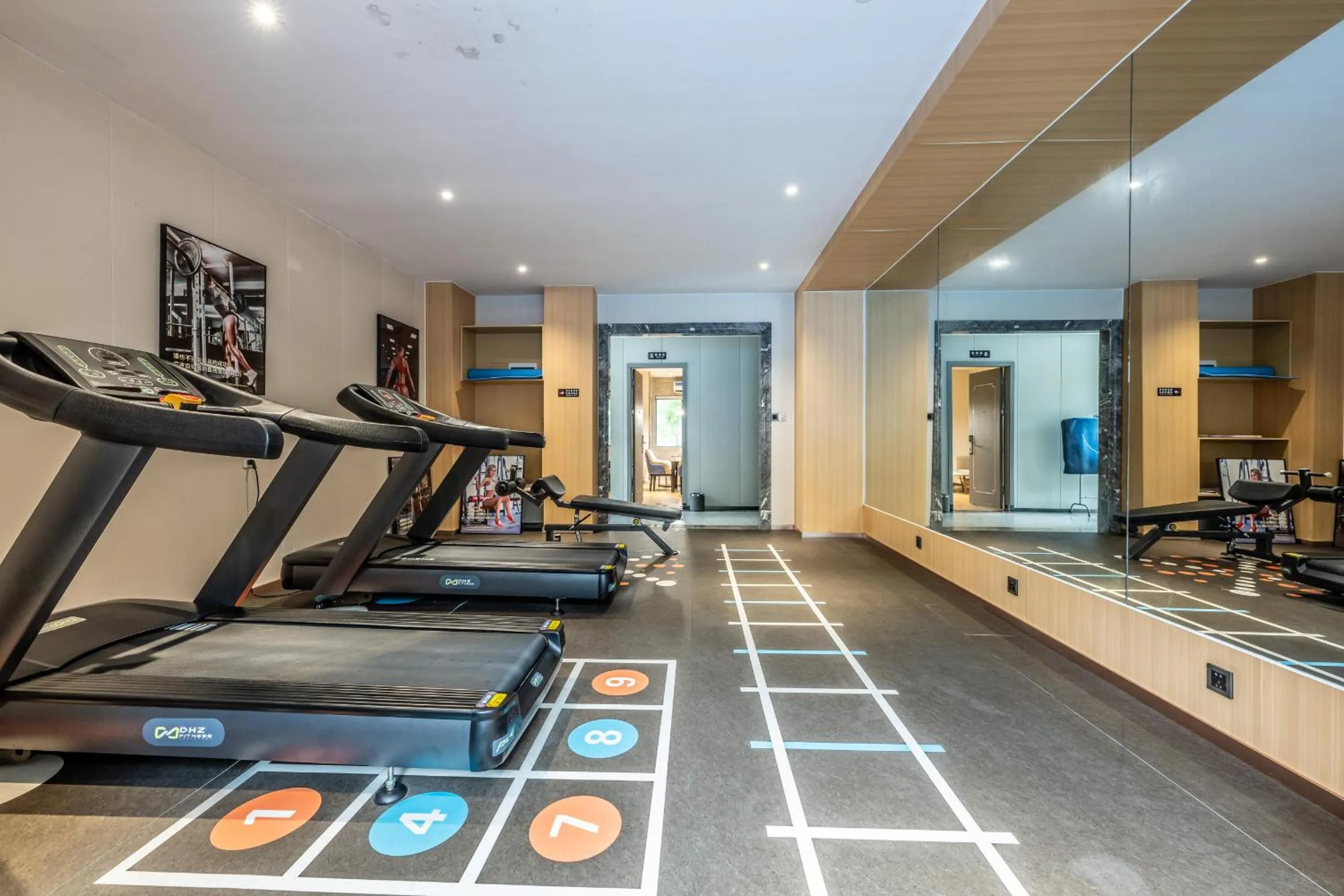 Fitness centre/facilities in Bole Jing Pin Hotel