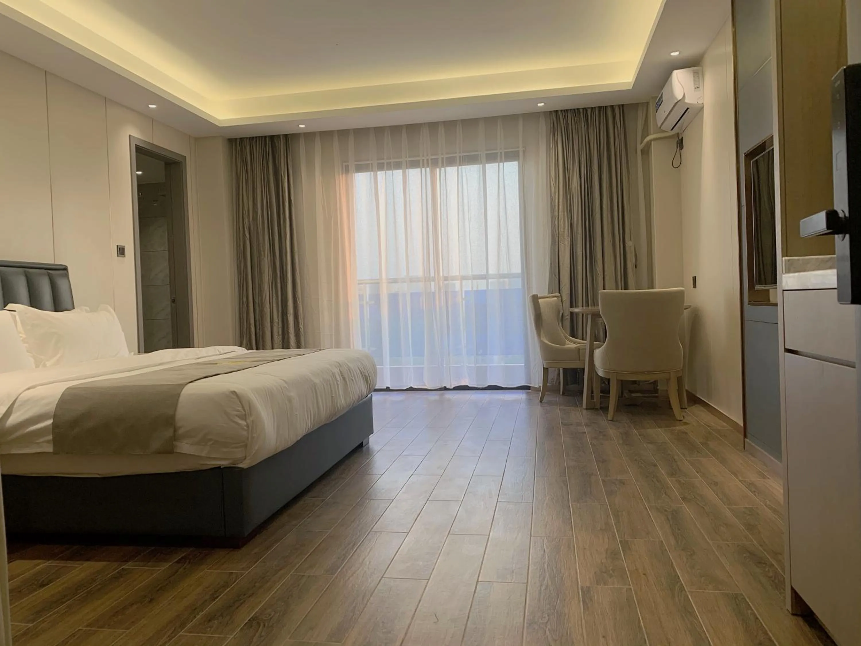 Bedroom, Bed in Bole Jing Pin Hotel