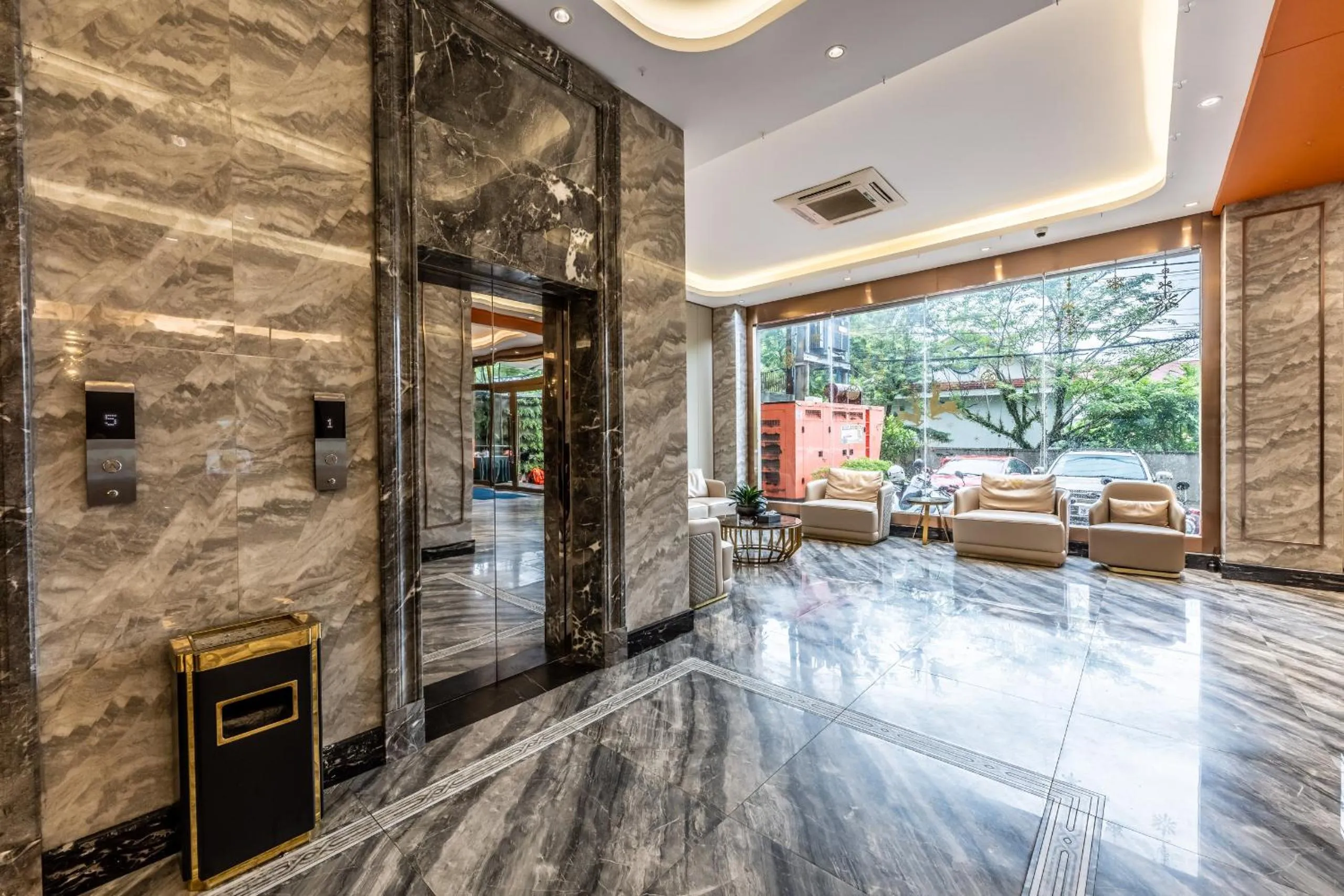 Lobby or reception in Bole Jing Pin Hotel