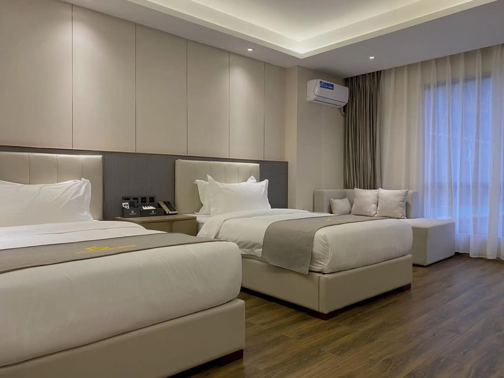 Bedroom, Bed in Bole Jing Pin Hotel