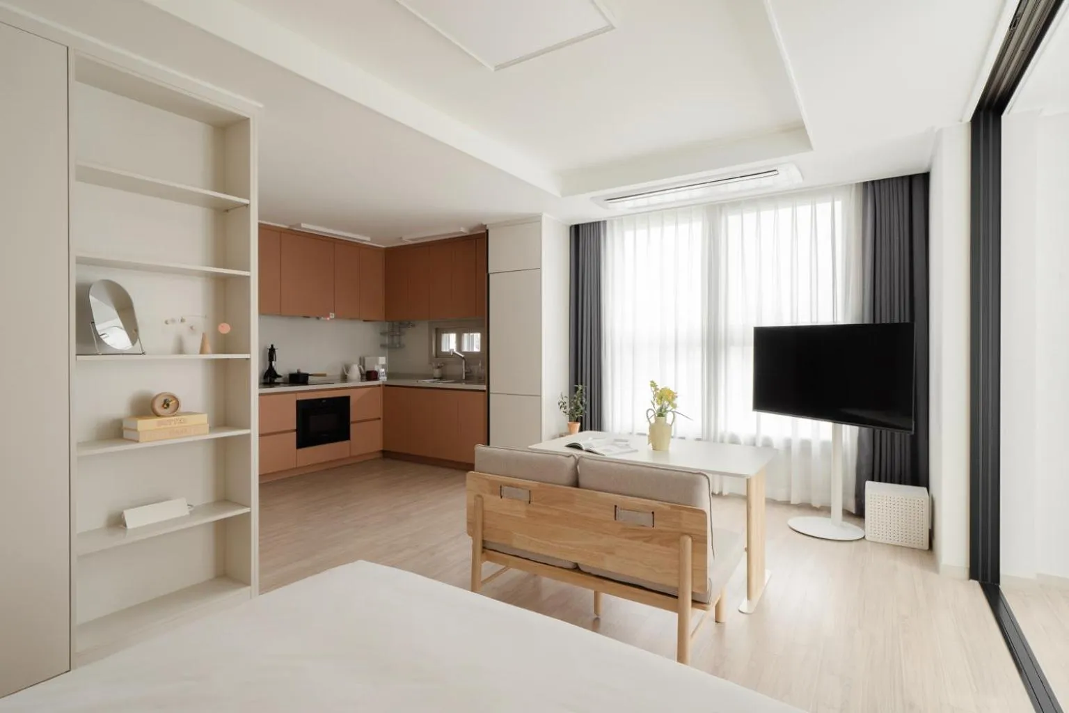 Photo of the whole room in Urbanstay Incheon ChinaTown