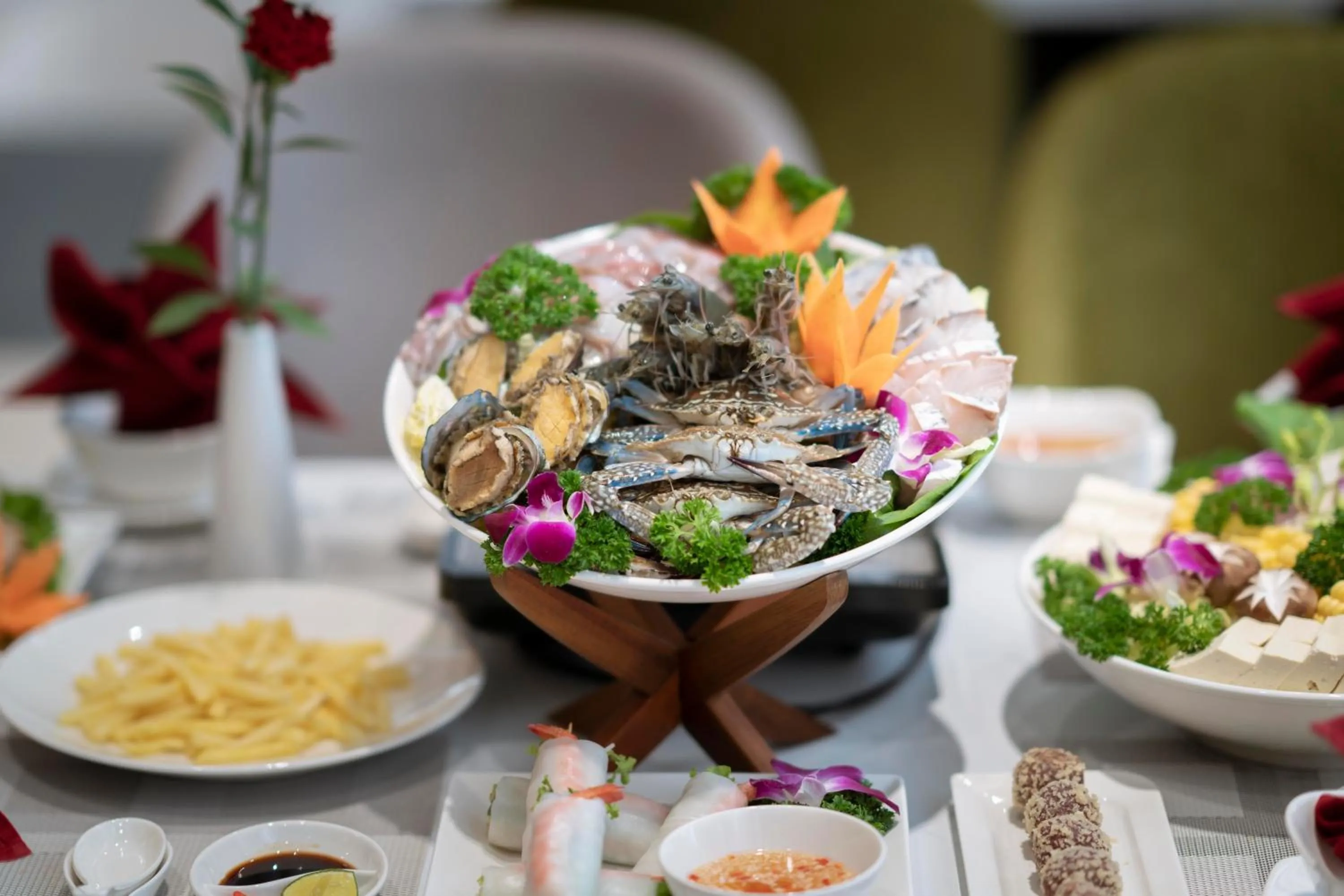 Restaurant/places to eat in Wyndham Garden Legend Halong