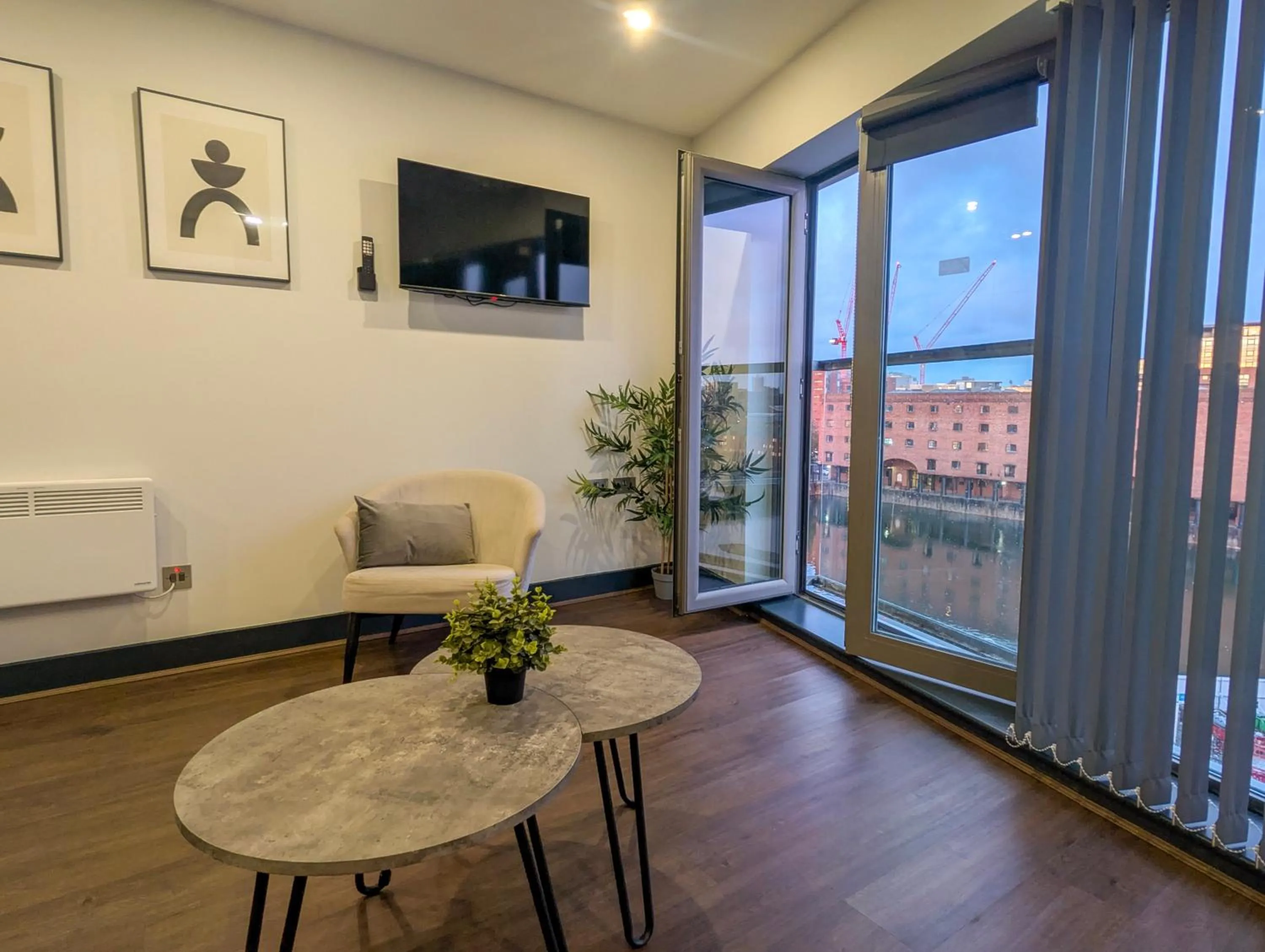 Dockside Aparthotel, Best Western Signature Collection