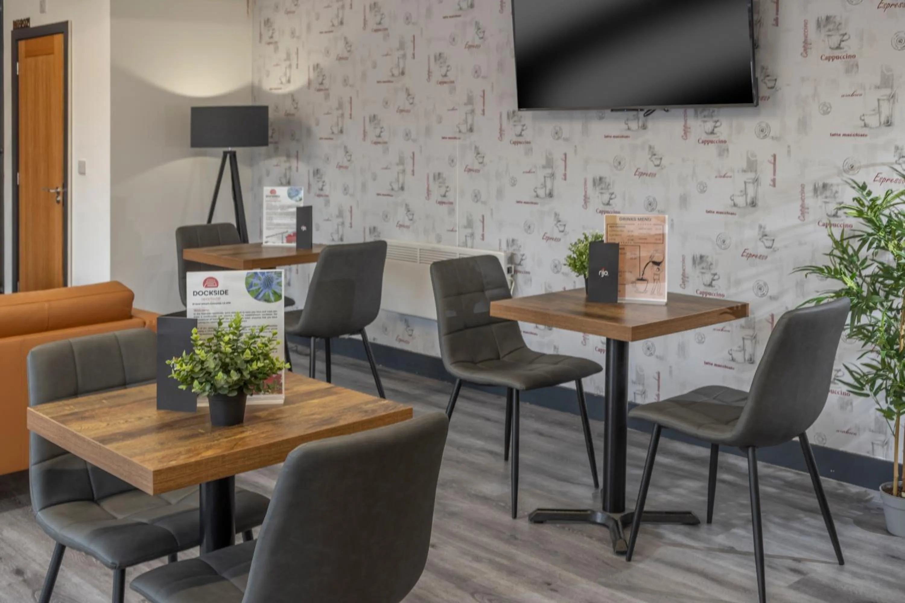 Property building in Dockside Aparthotel, Best Western Signature Collection