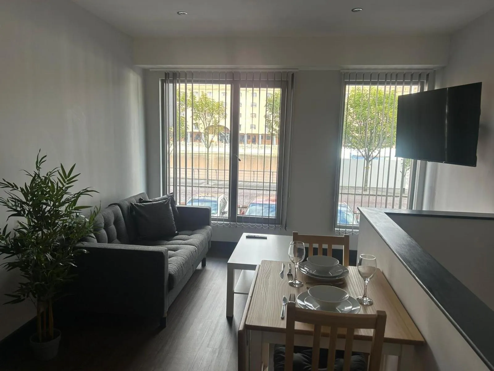 Dining area in Dockside Aparthotel, Best Western Signature Collection