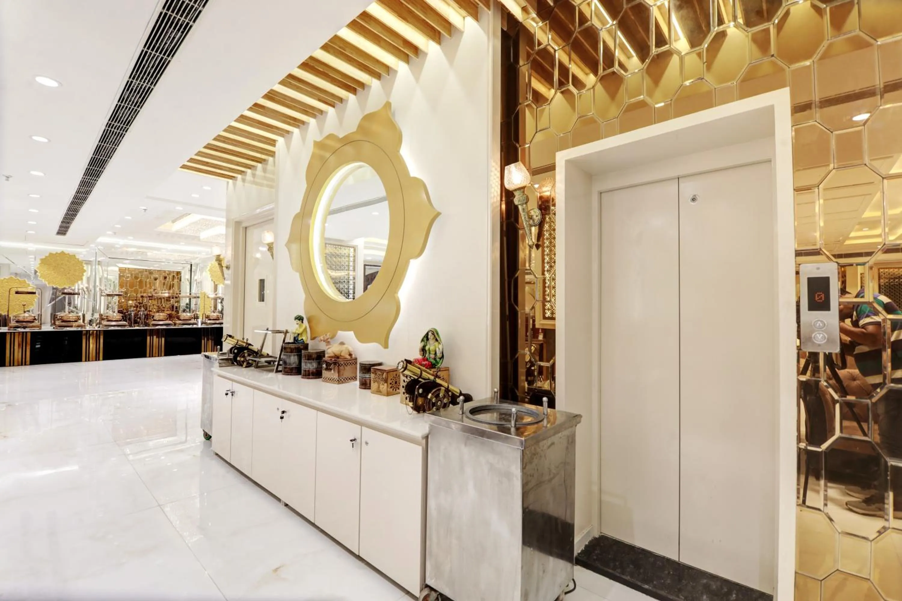 Banquet/Function facilities in Hotel The Rasa at Vasundhara