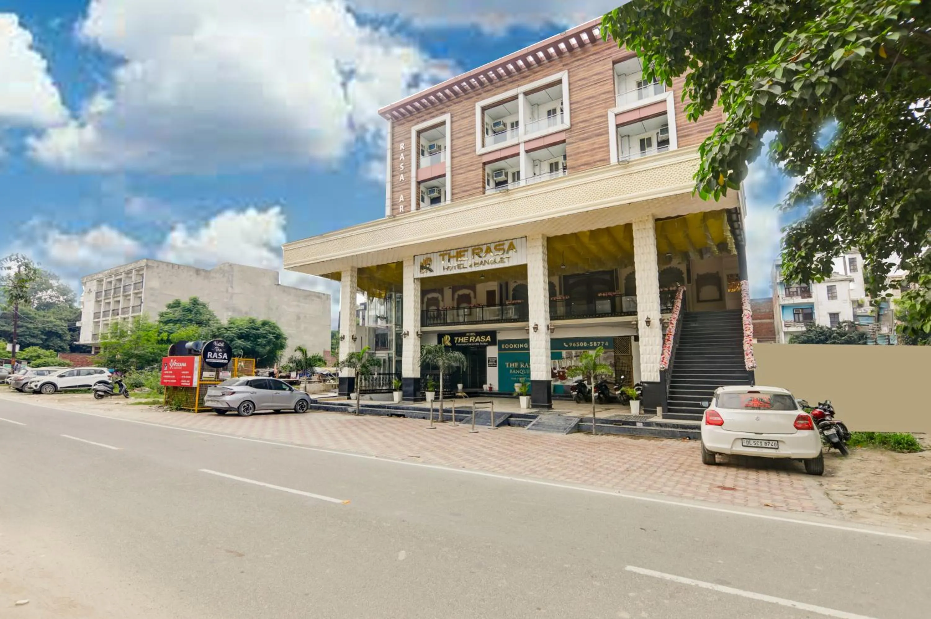 Property building in Hotel The Rasa at Vasundhara