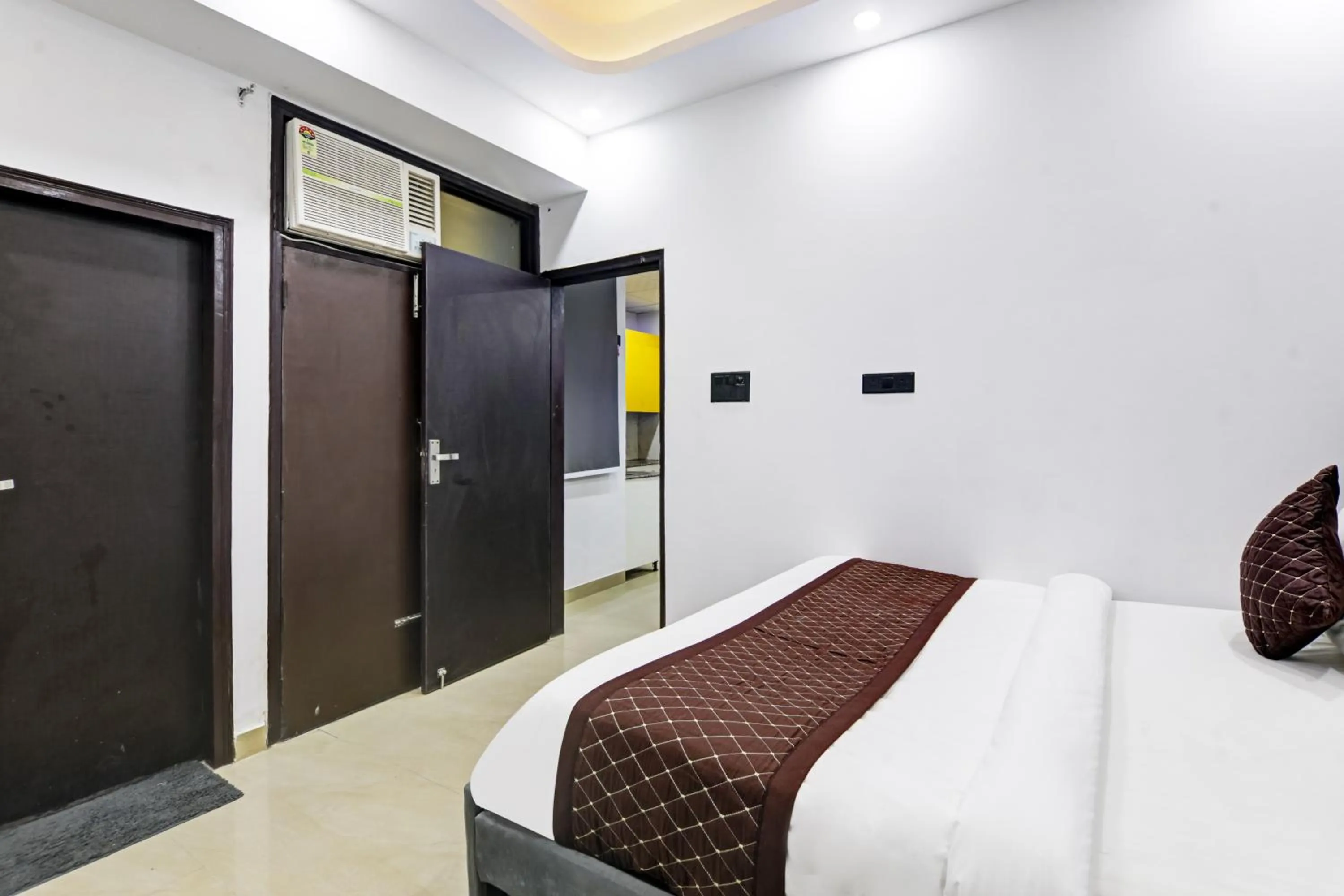 Bed in Hotel The Rasa at Vasundhara