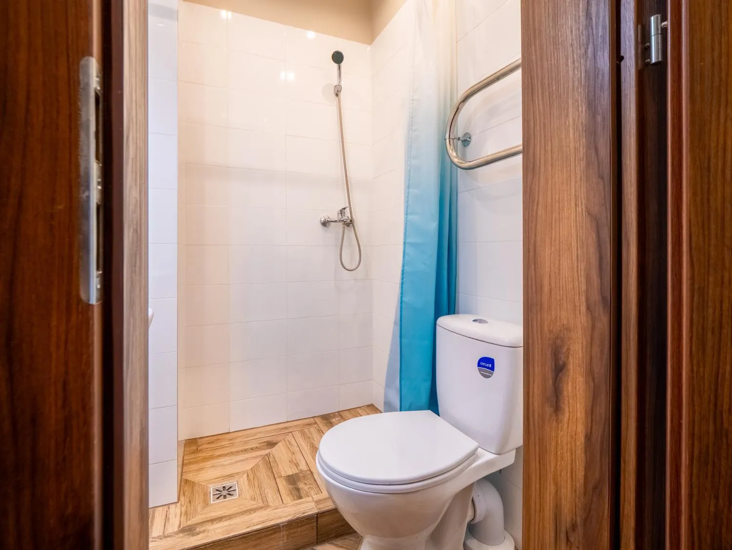 Bathroom in RVR Smart Apartments Riga with Free Parking and Self Check-in