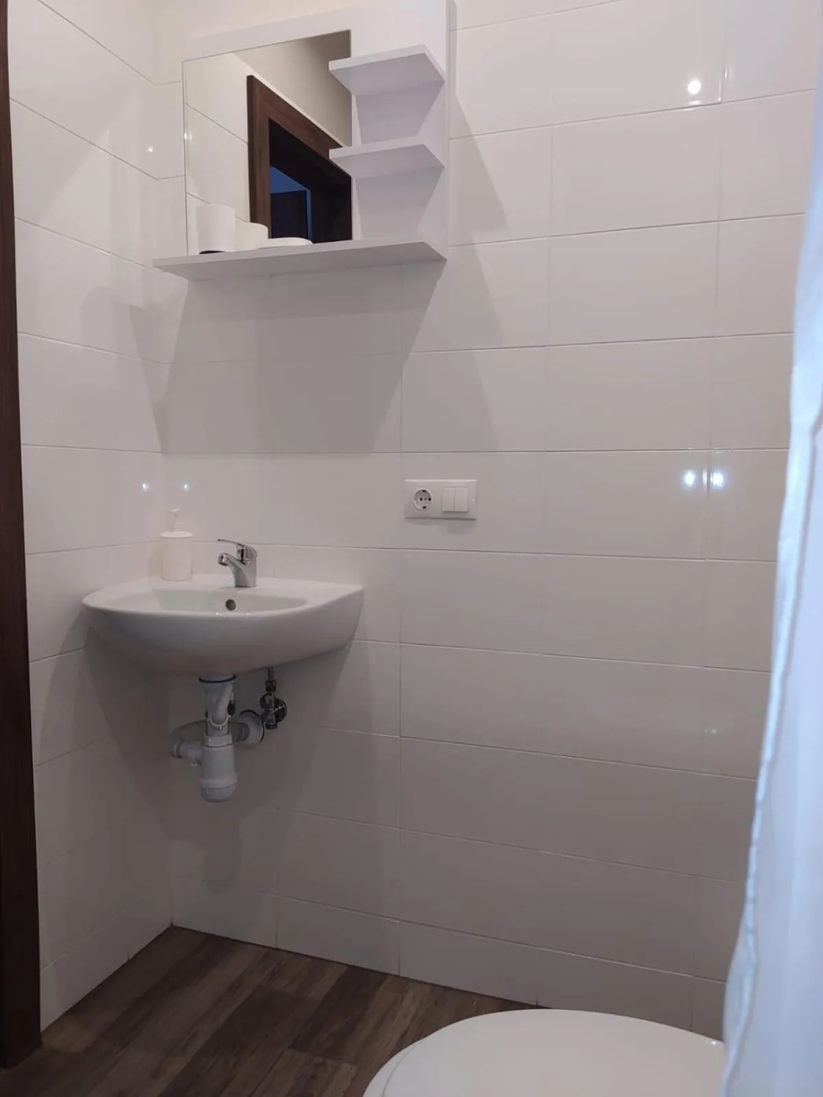 Bathroom in RVR Smart Apartments Riga with Free Parking and Self Check-in