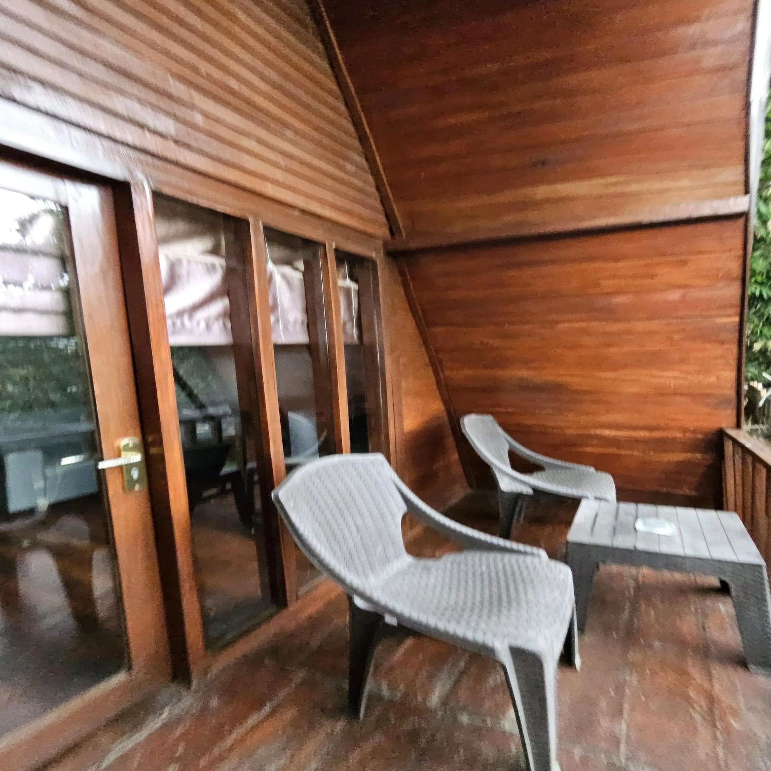 Seating area in Green Panorama Resort by MHM