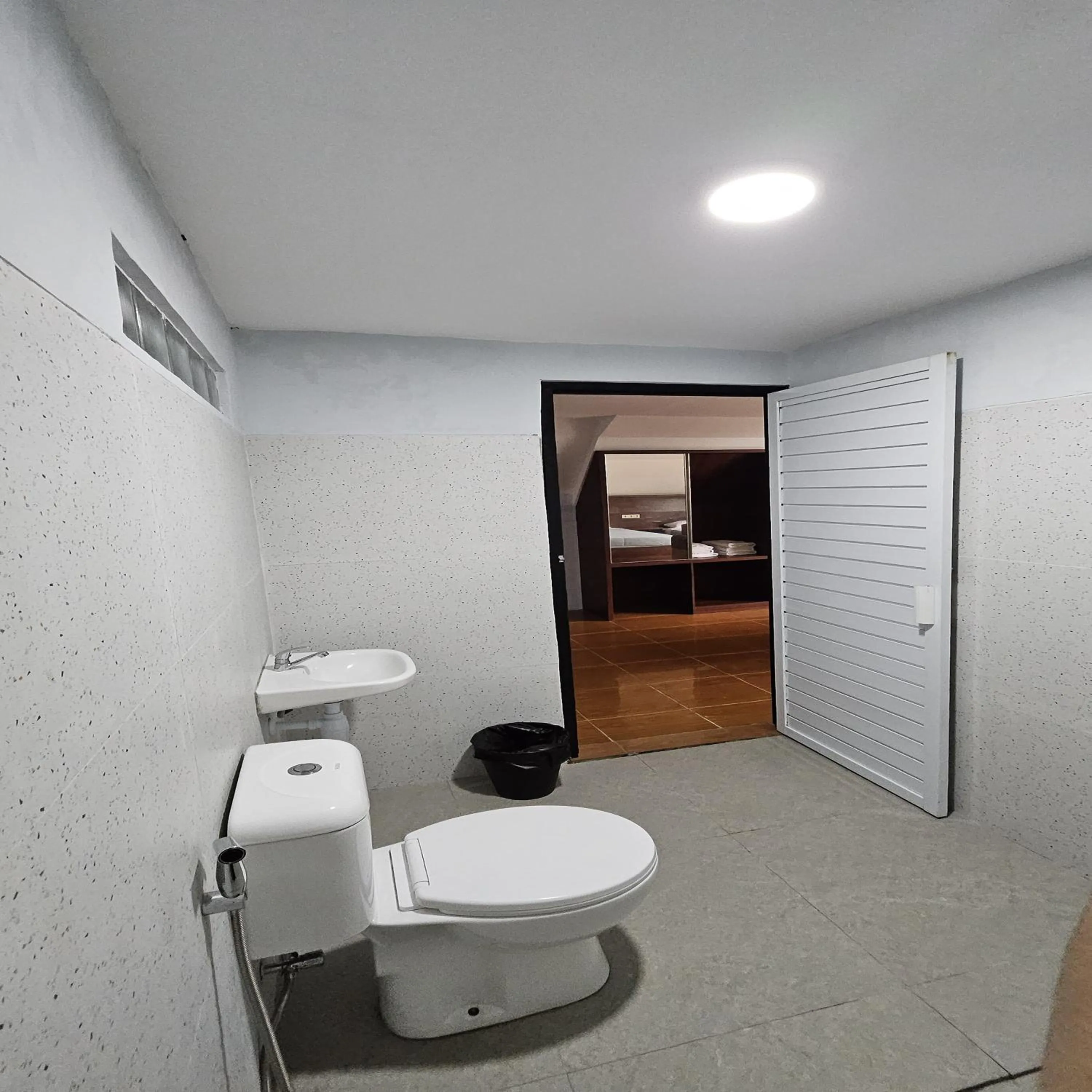 Toilet in Green Panorama Resort by MHM