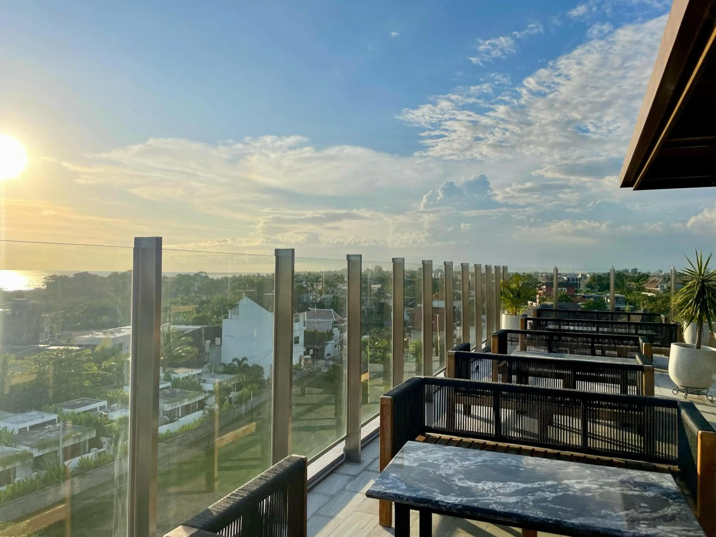 Restaurant/places to eat in Anaya Hotel Canggu