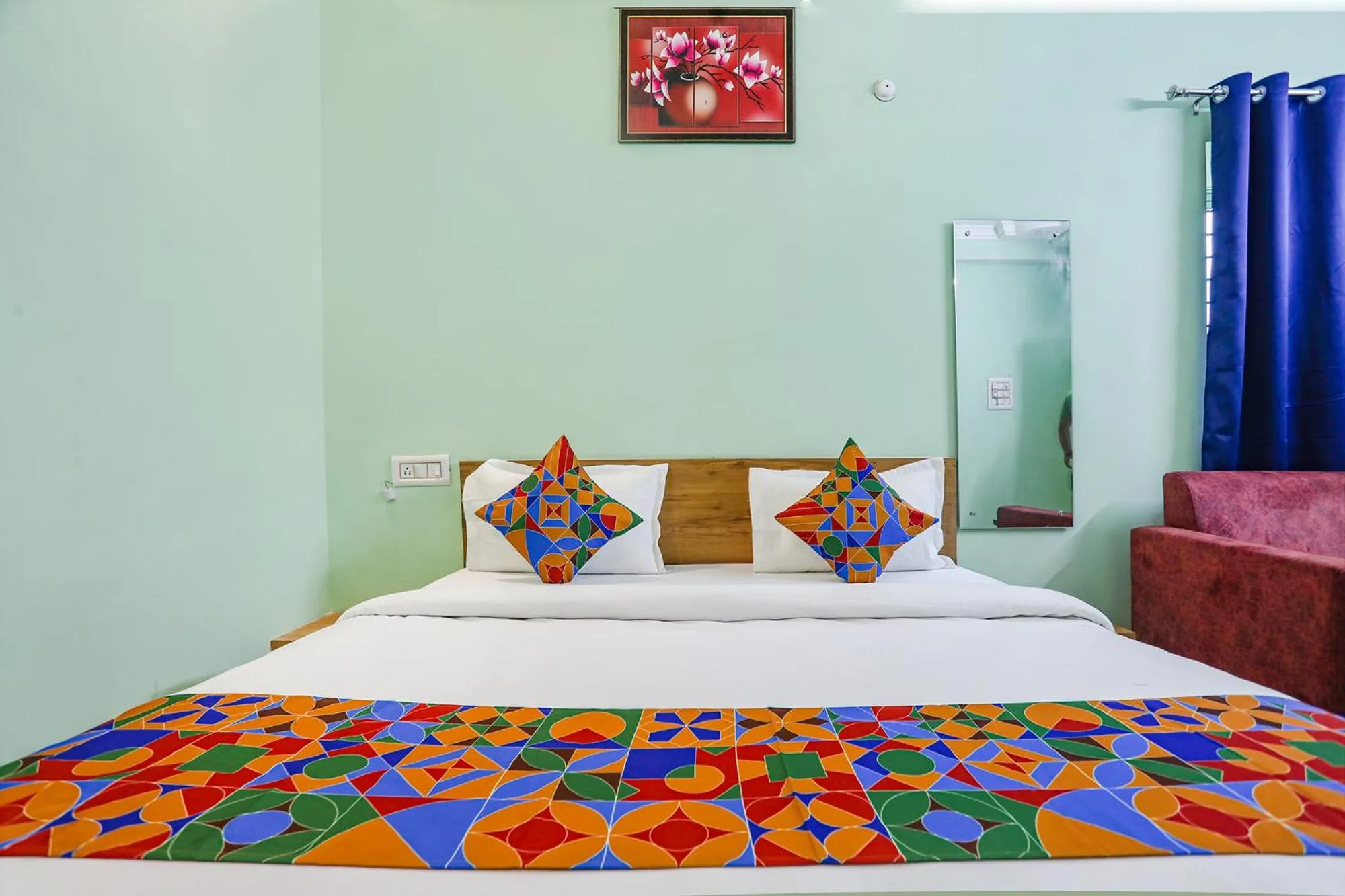 Bed in FabHotel Sonnet Inns