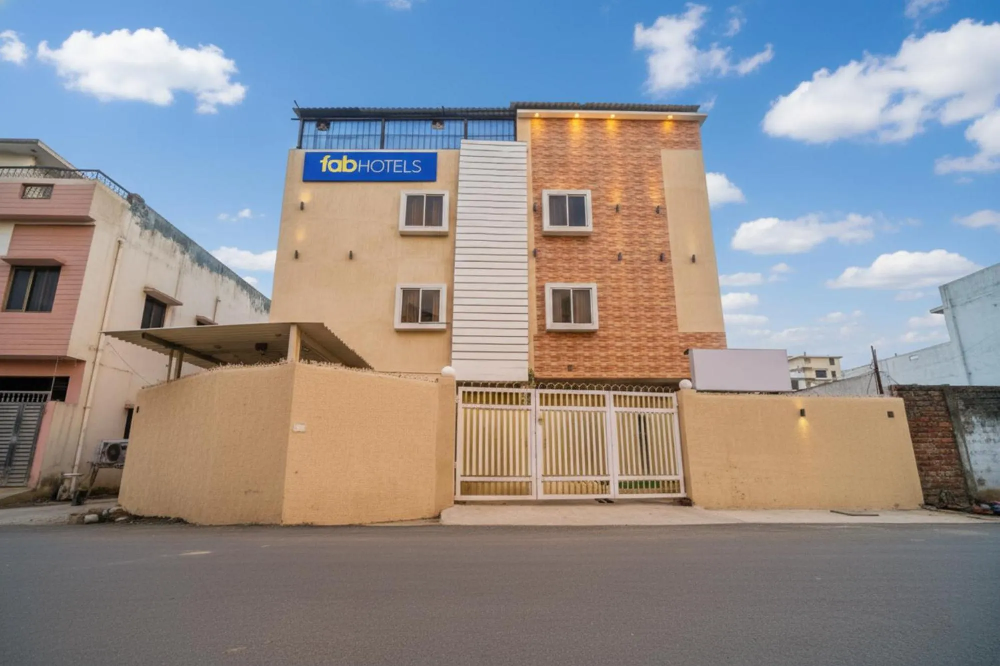 Property building in FabHotel Sonnet Inns