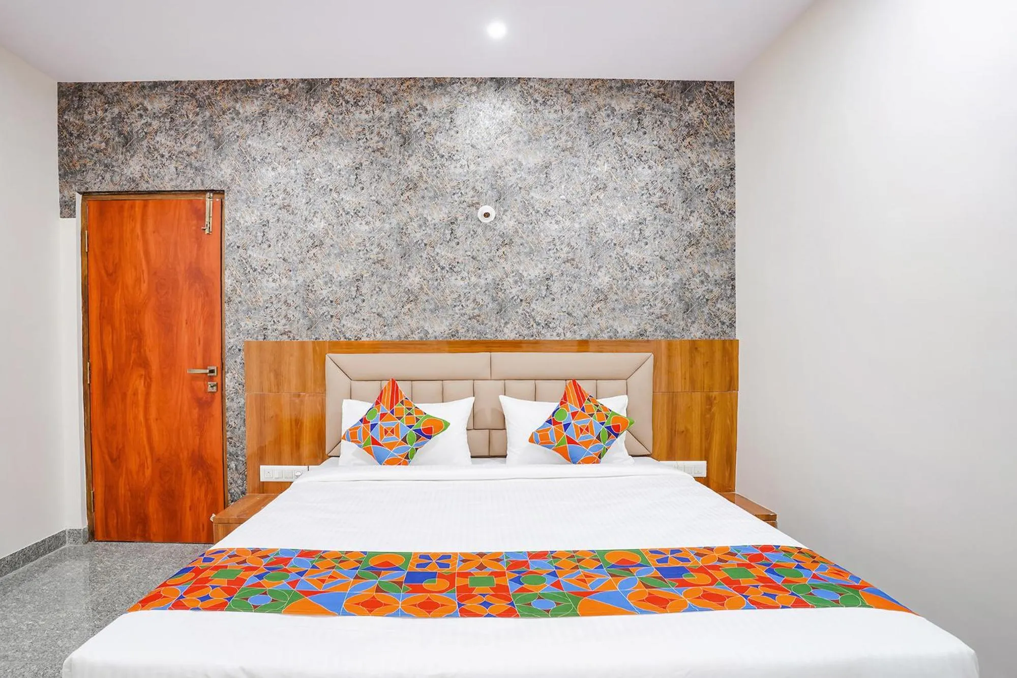 Bed in Via Platinum Palace - Nr Magadi Main Road