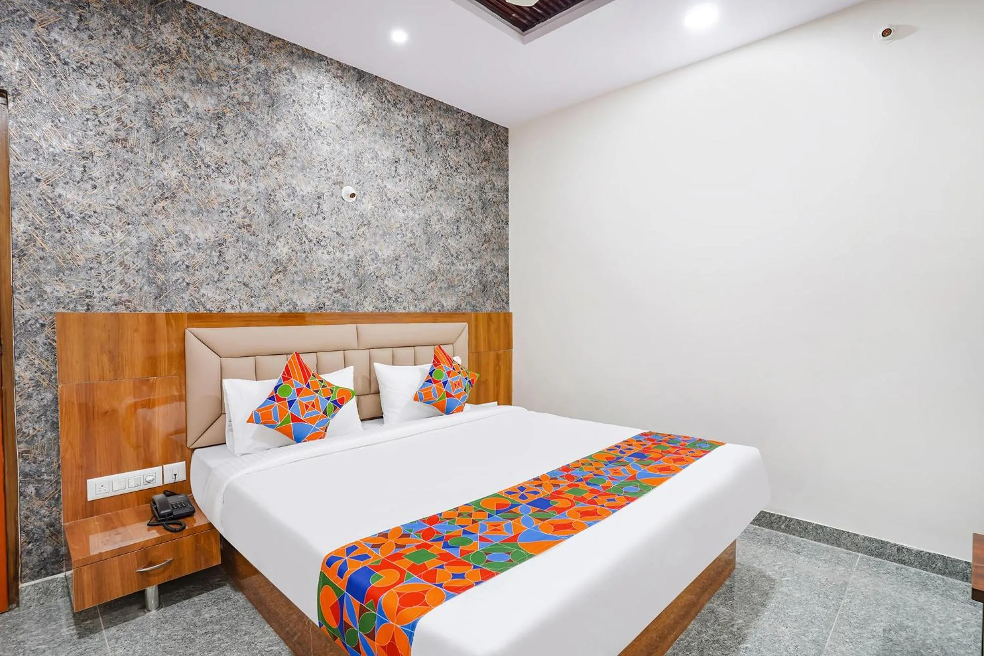 Bed in Via Platinum Palace - Nr Magadi Main Road