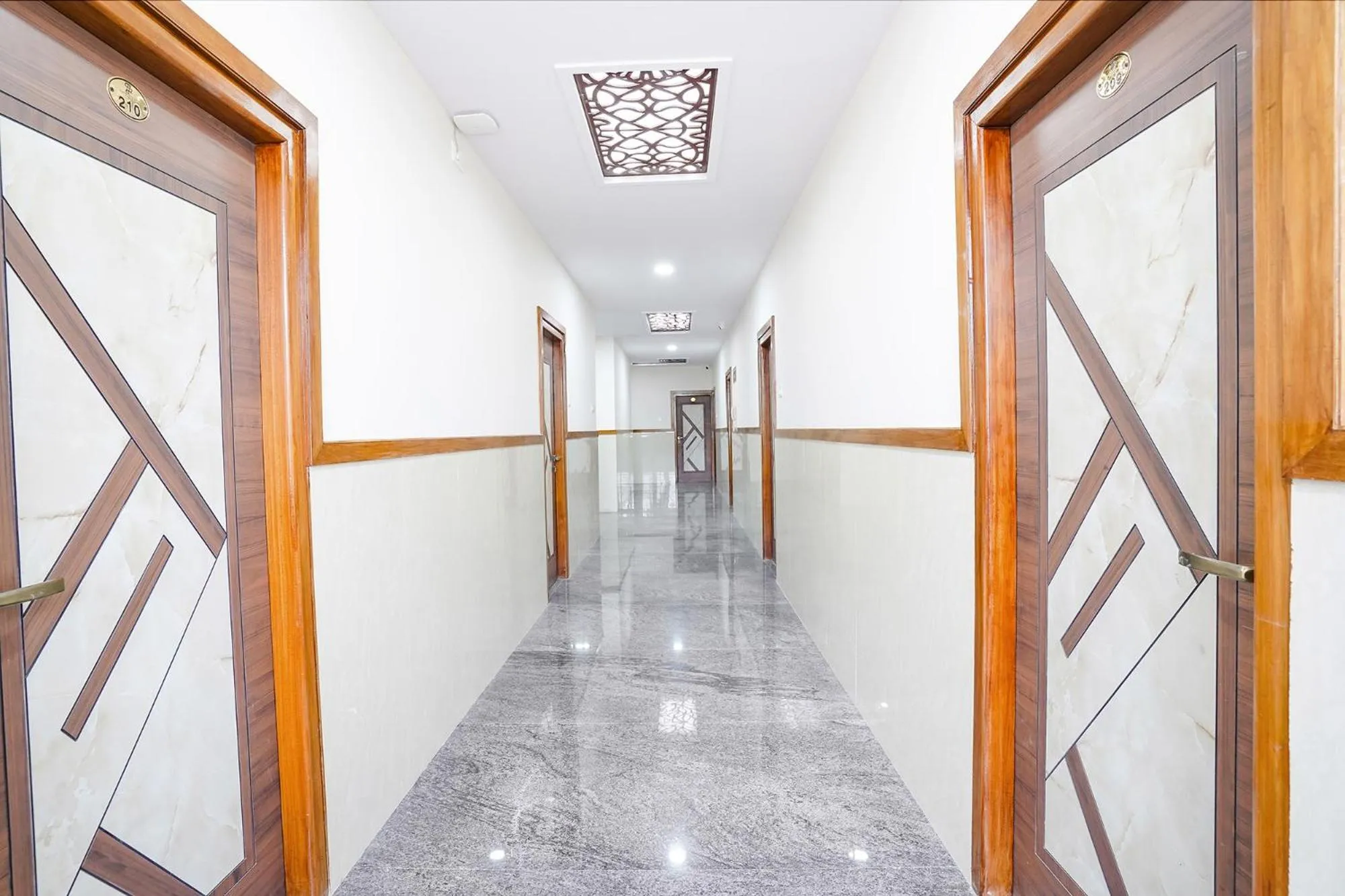 Lobby or reception in Via Platinum Palace - Nr Magadi Main Road