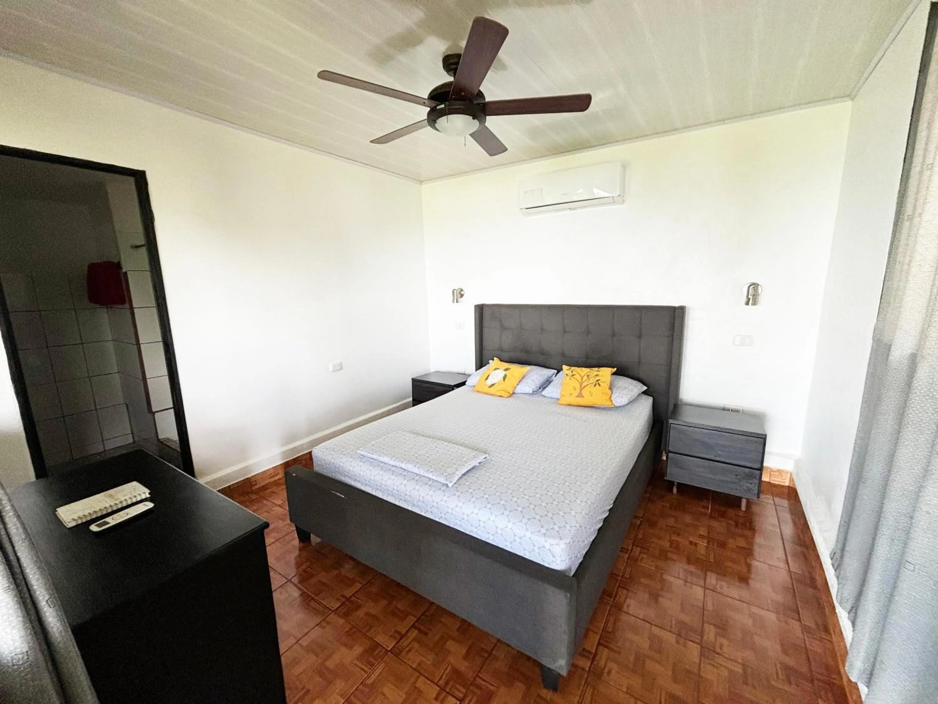 Bedroom in Pacheco Tours Beach Cabins
