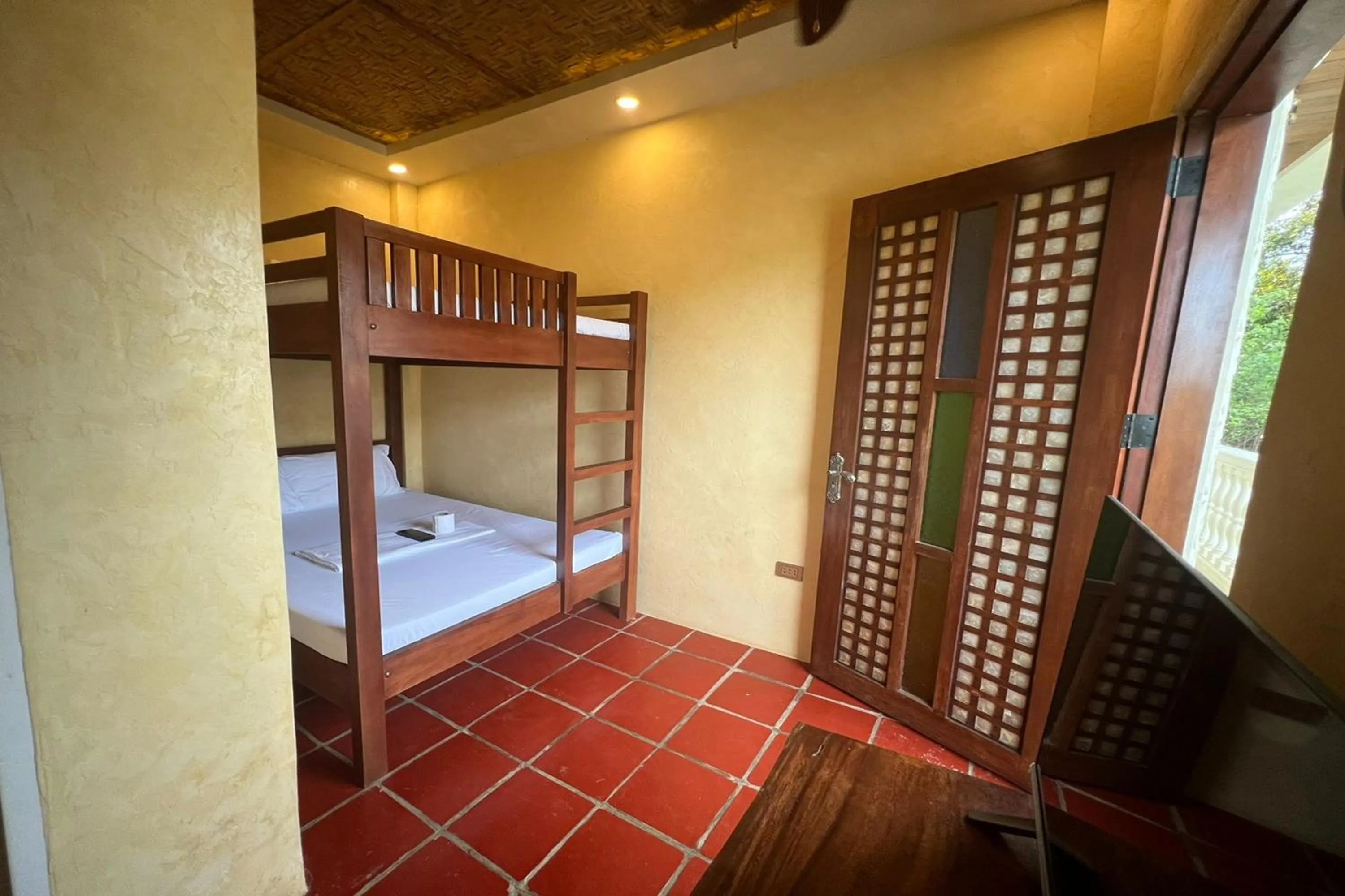 Bed in Sibsib Baybayin Beach Resort