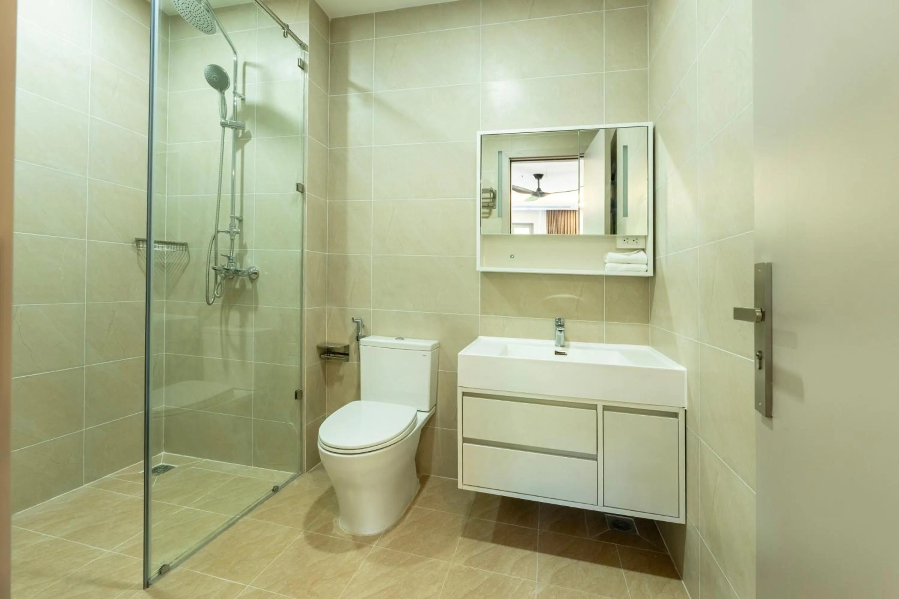 Shower in HL Melody Boutique Hotel