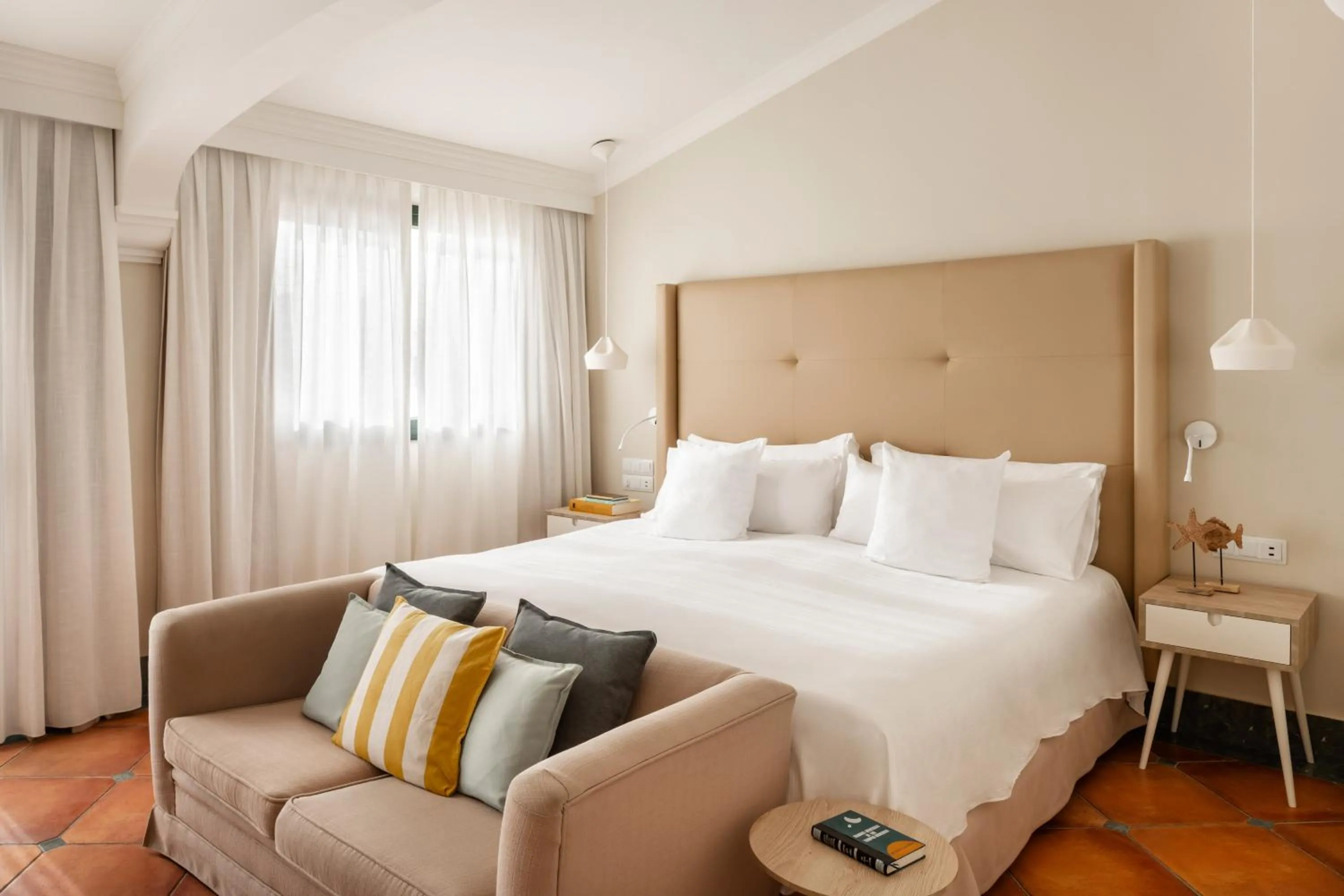 Bed in Palacio de Sancti Petri, a Gran Meliá - The Leading Hotels of the World