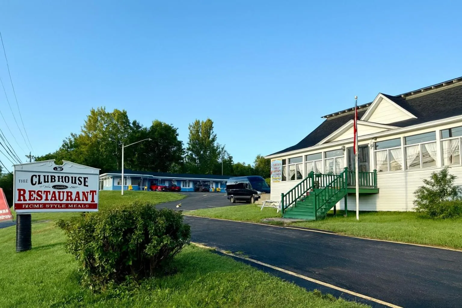 Property building in Stiles Motel Hill View