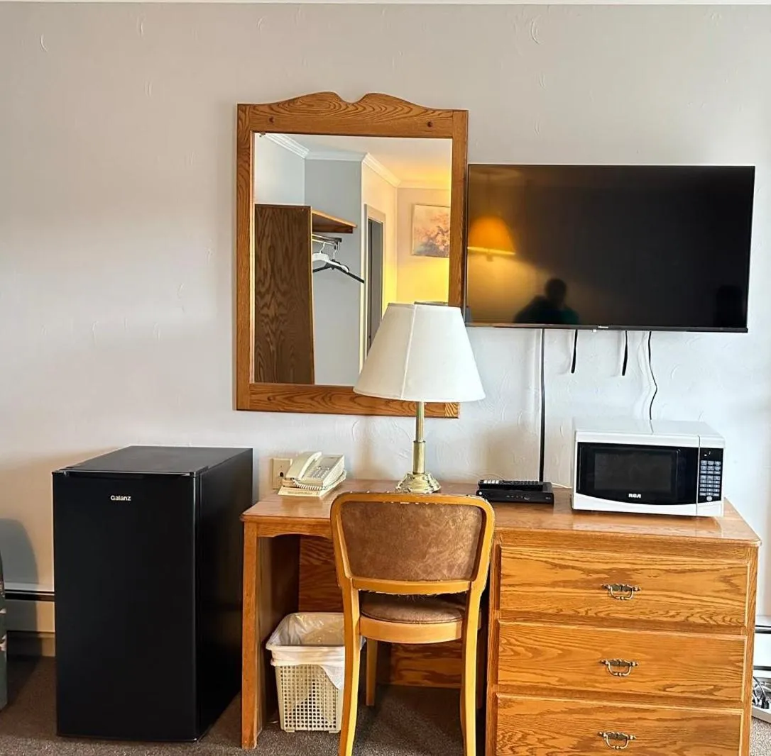 Budget Double Room - single occupancy in Stiles Motel Hill View
