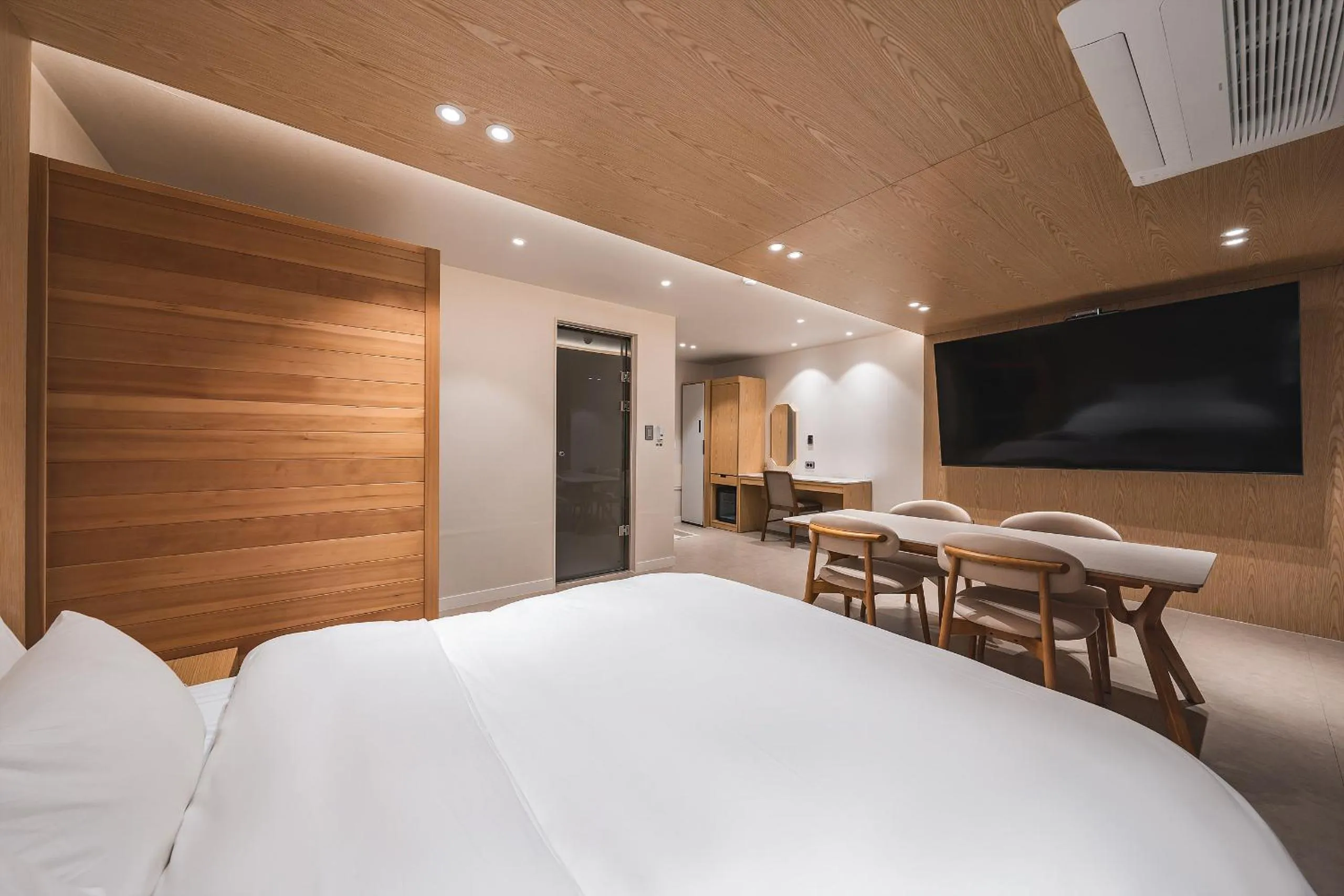 Bed in Gridt Hotel & Home