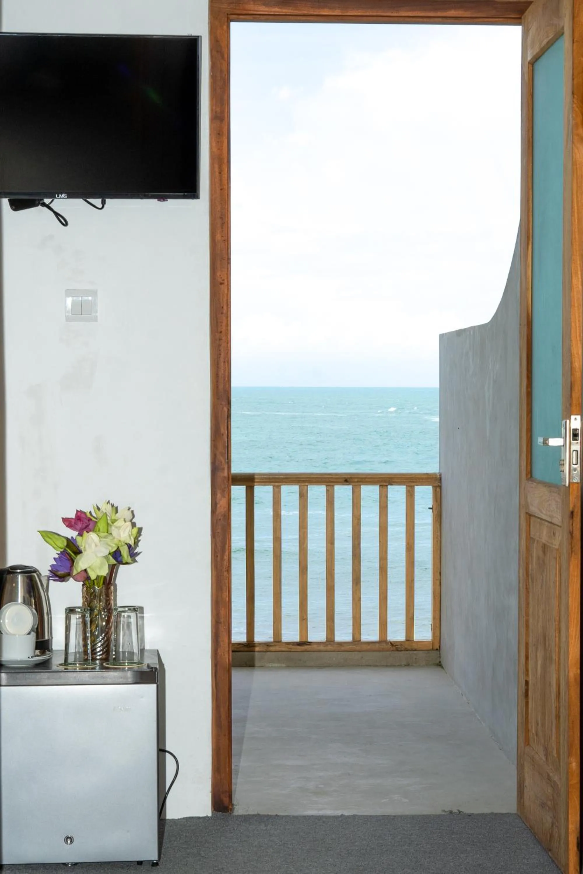 Natural landscape in New Wave Beach Resort Unawatuna