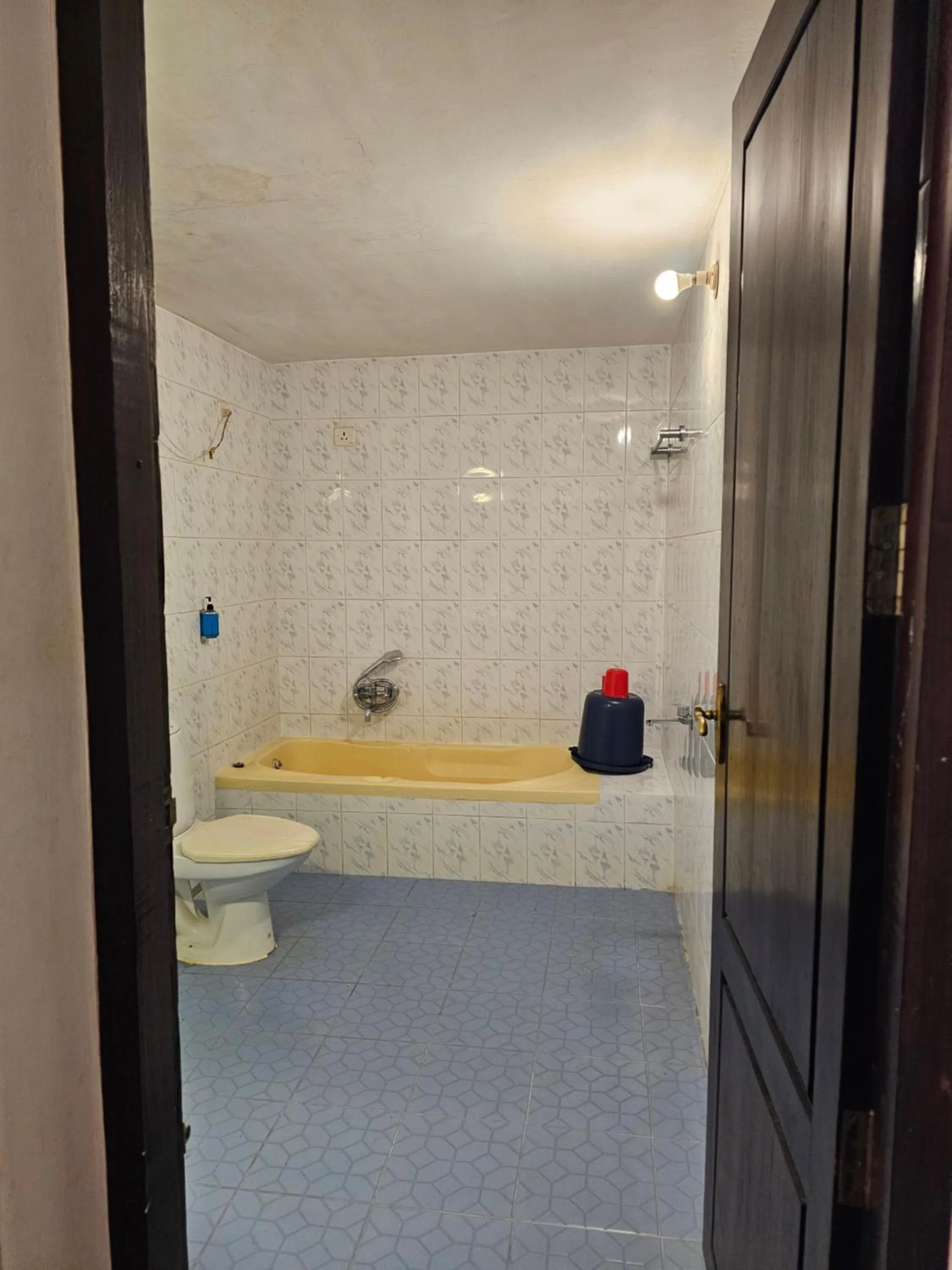 Bathroom in God's Own country Kovalam By Bestinn Leisure