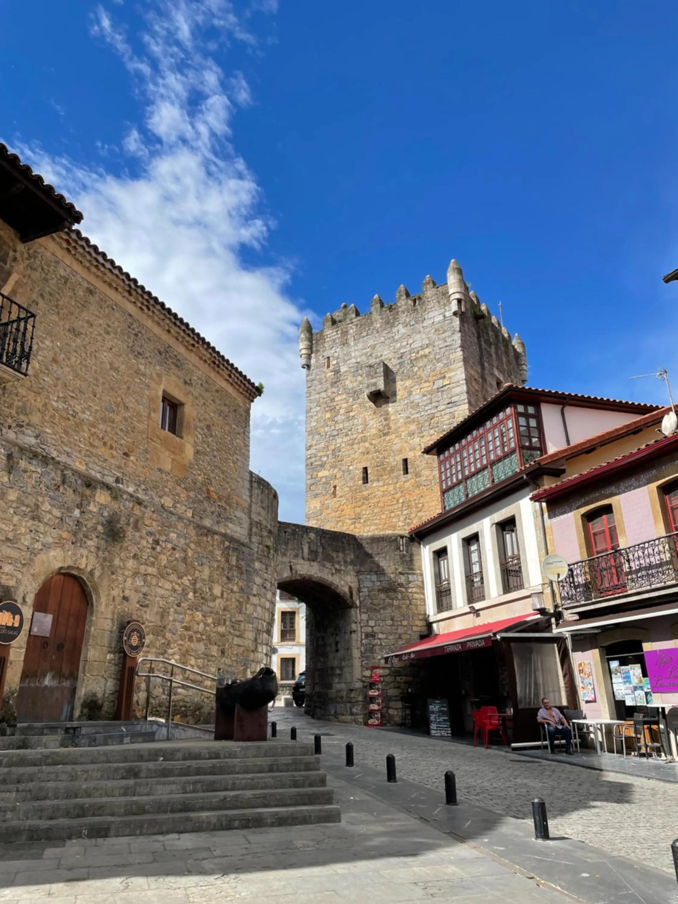 Property building in Hotel Castillo Valdés Salas