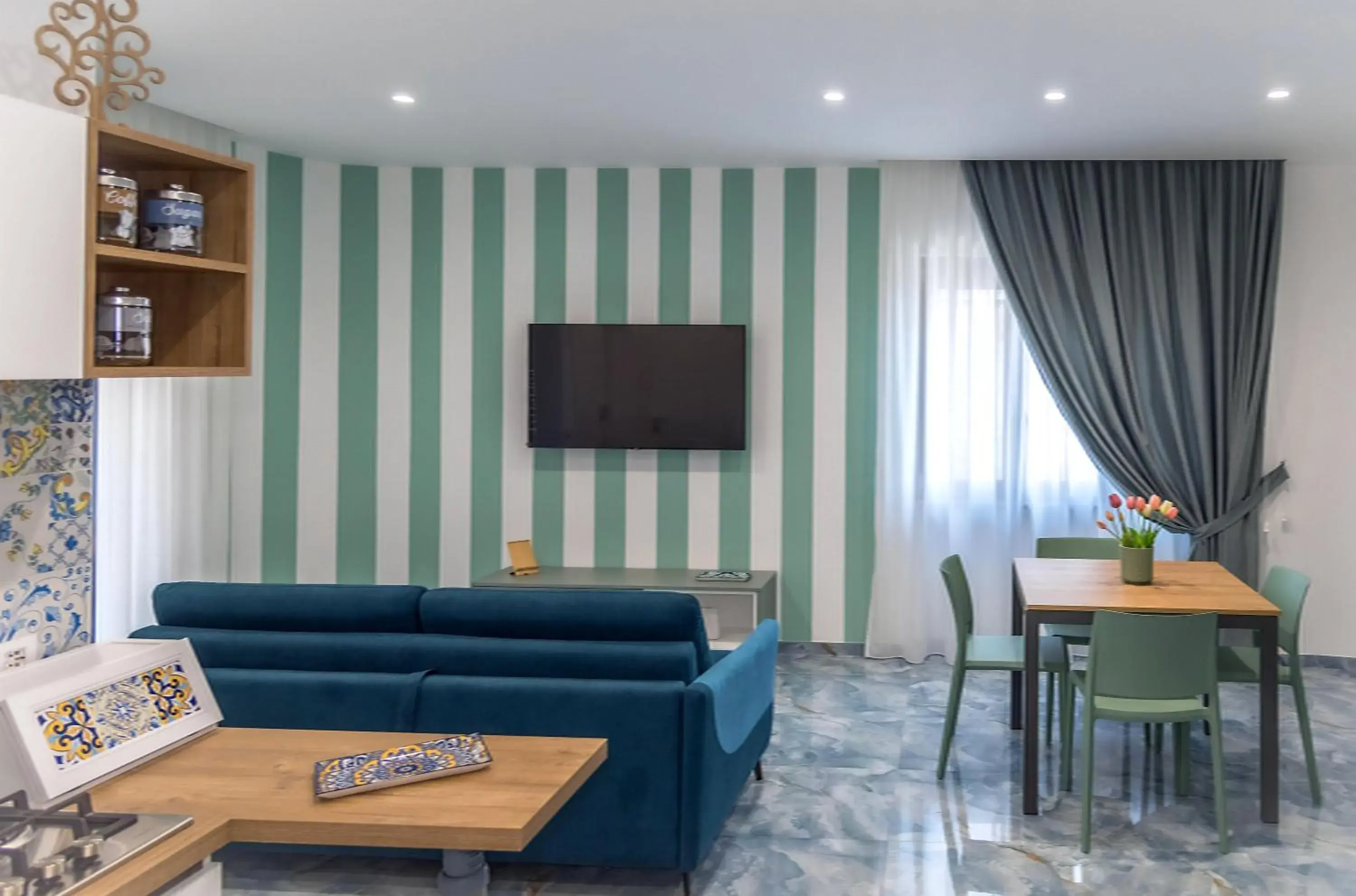 Deluxe One-Bedroom Apartment with City View in Maison Matie B&B Ercolano Deluxe One-Bedroom Apartment with City View in Maison Matie B&B Ercolano