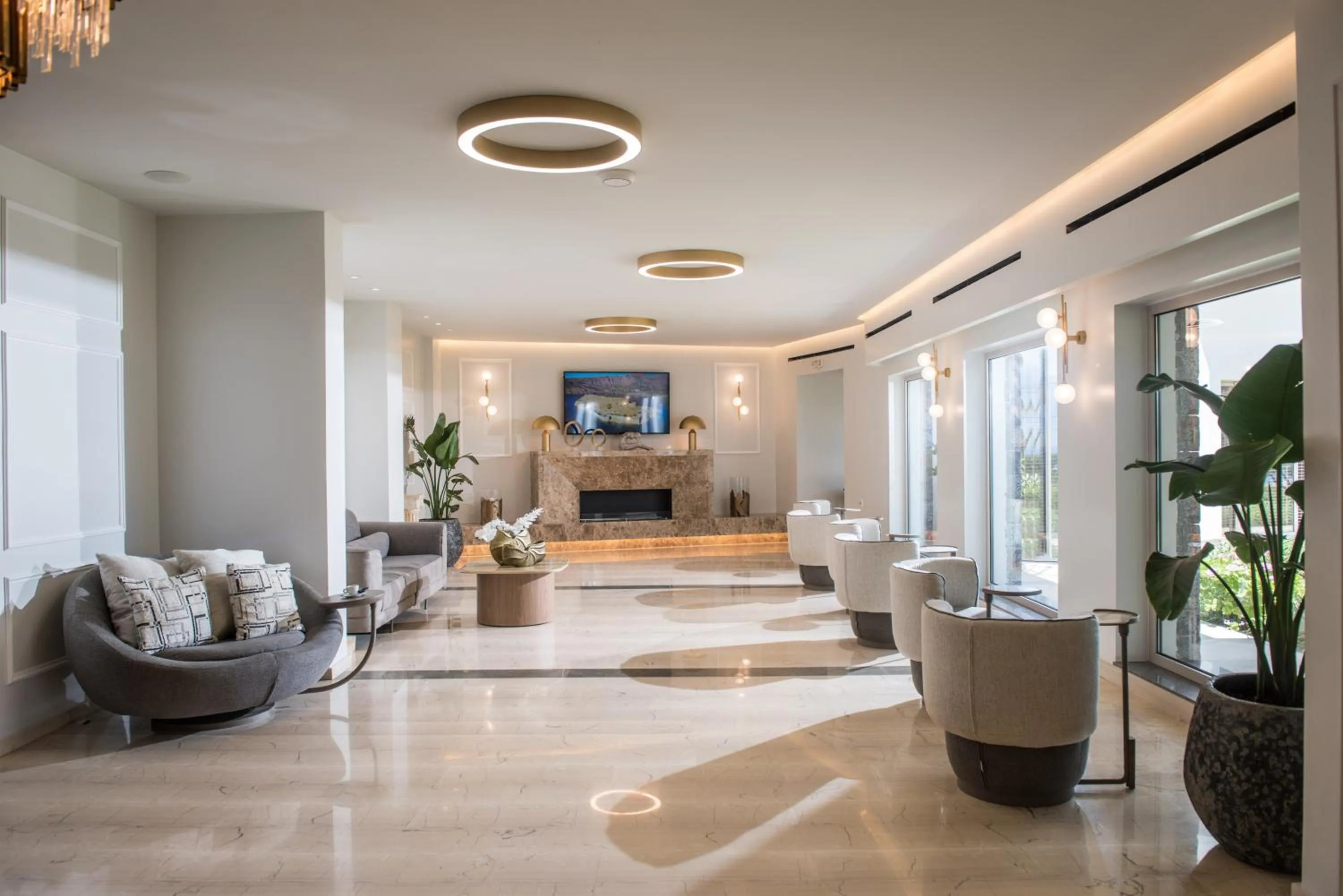 Property building in Hotel Matheo Villas & Suites