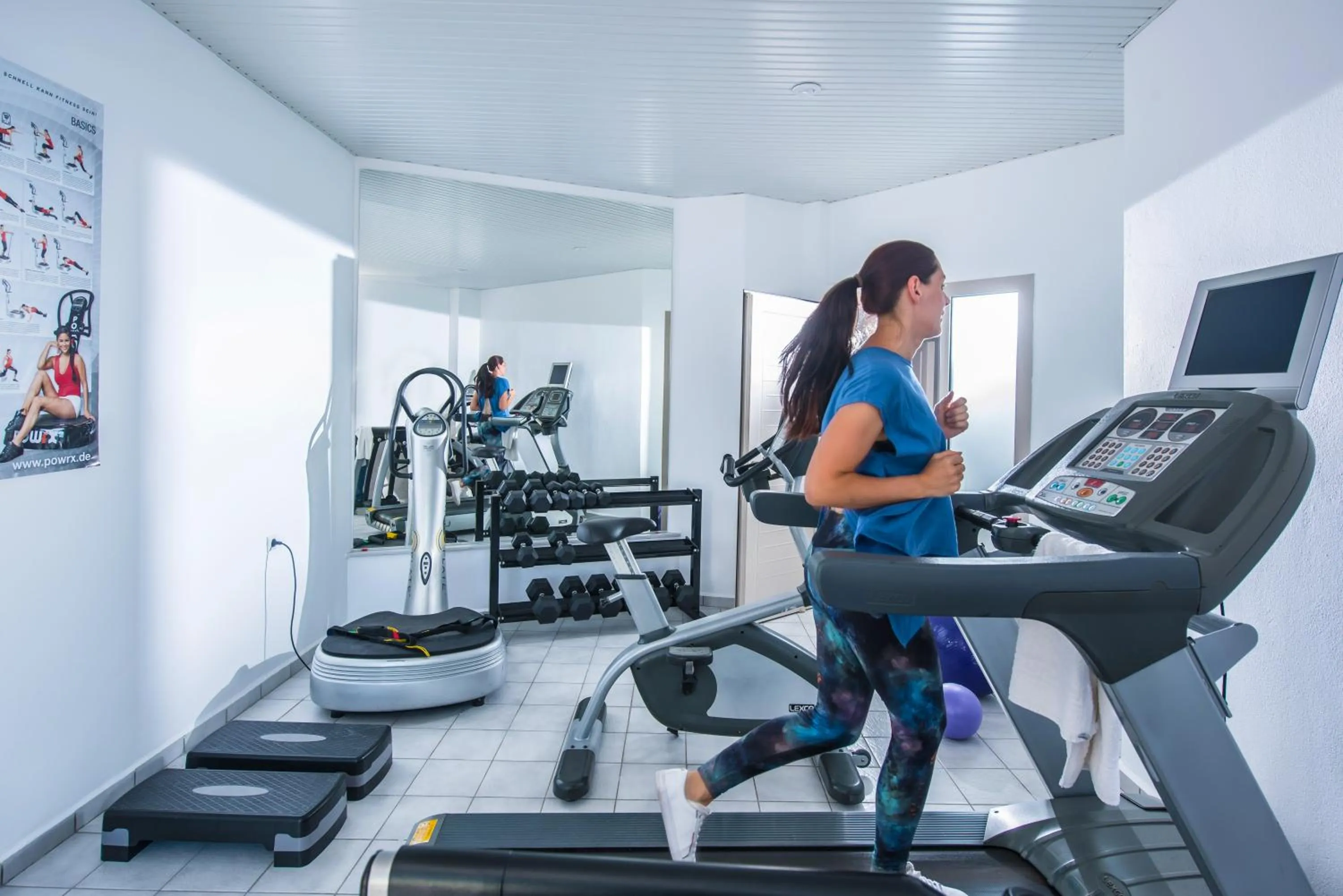 Fitness centre/facilities in Hotel Matheo Villas & Suites