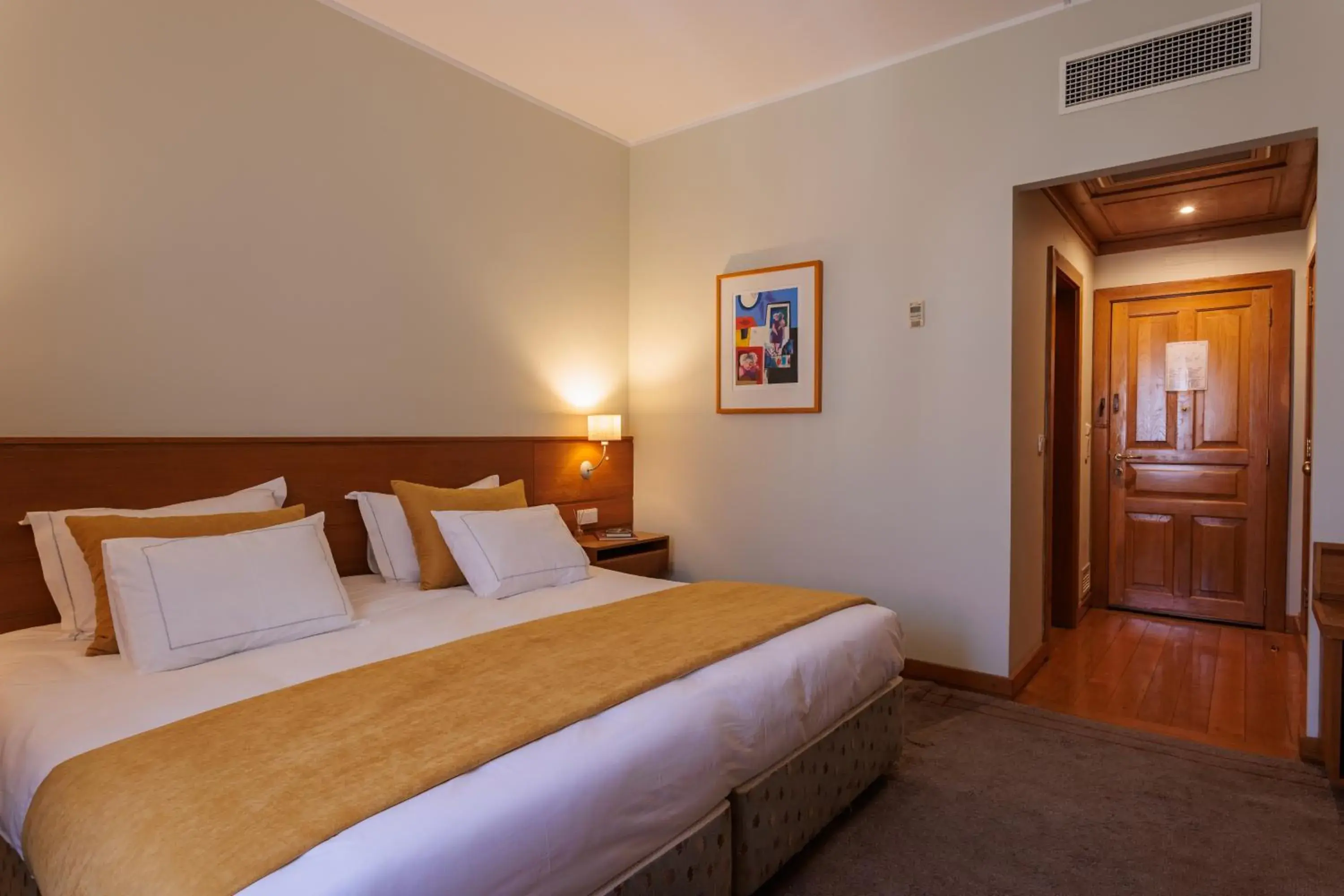 Superior Double or Twin Room with City View in Pousada de Ourém - Fátima Superior Double or Twin Room with City View in Pousada de Ourém - Fátima