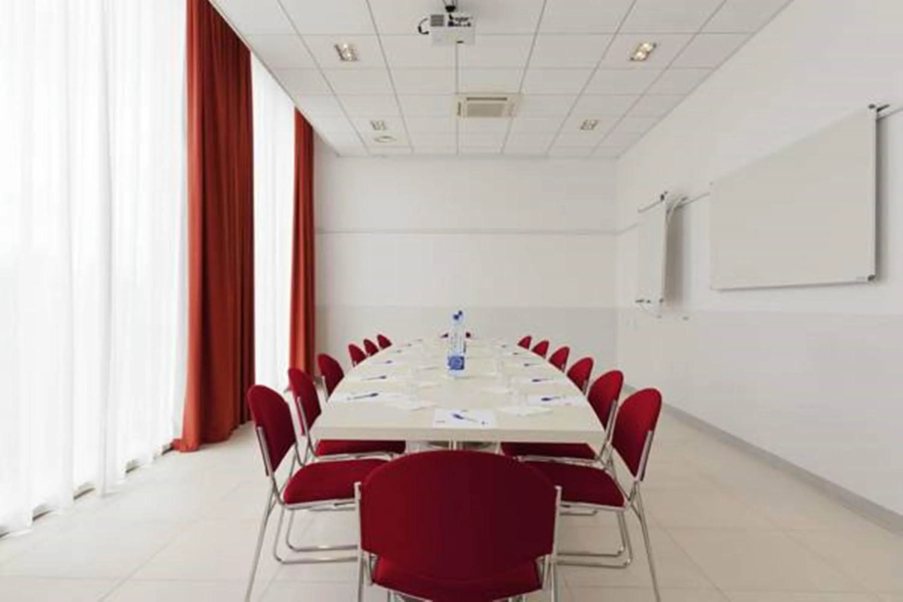 Meeting/conference room in Ibis Malabo