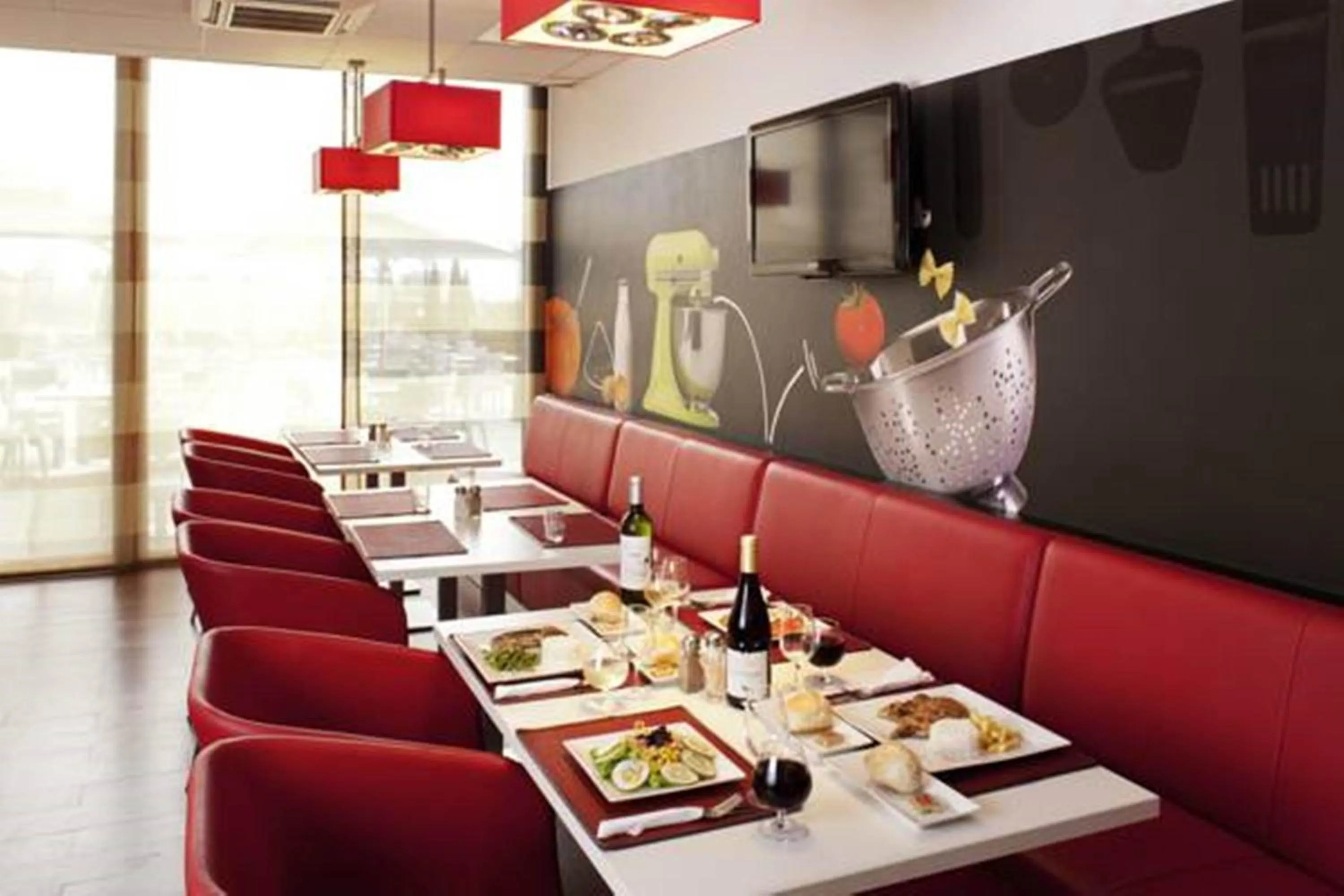 Restaurant/places to eat in Ibis Malabo