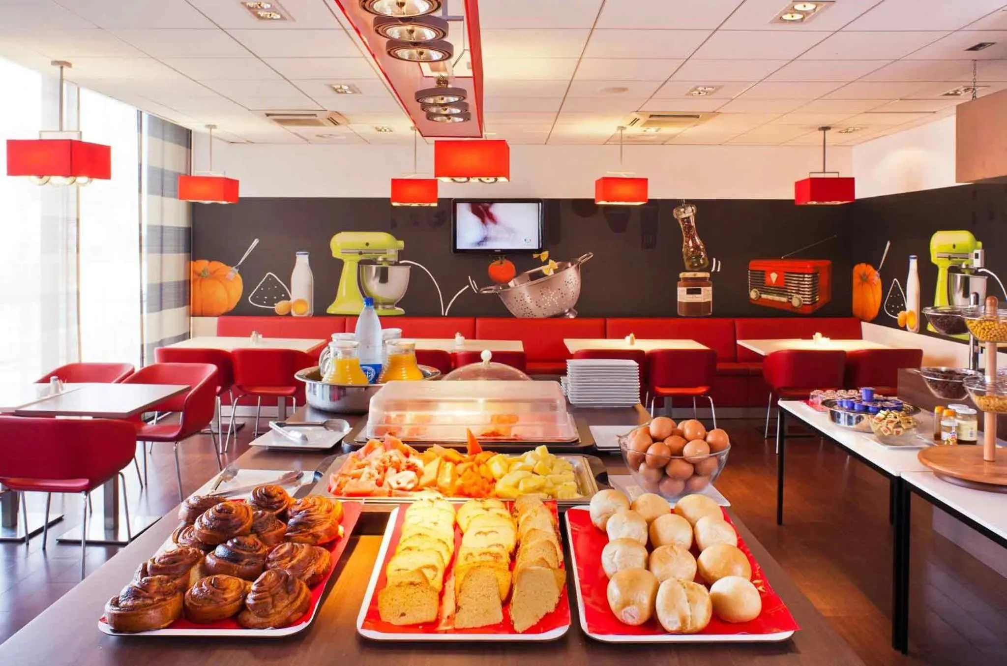 Restaurant/places to eat in Ibis Malabo